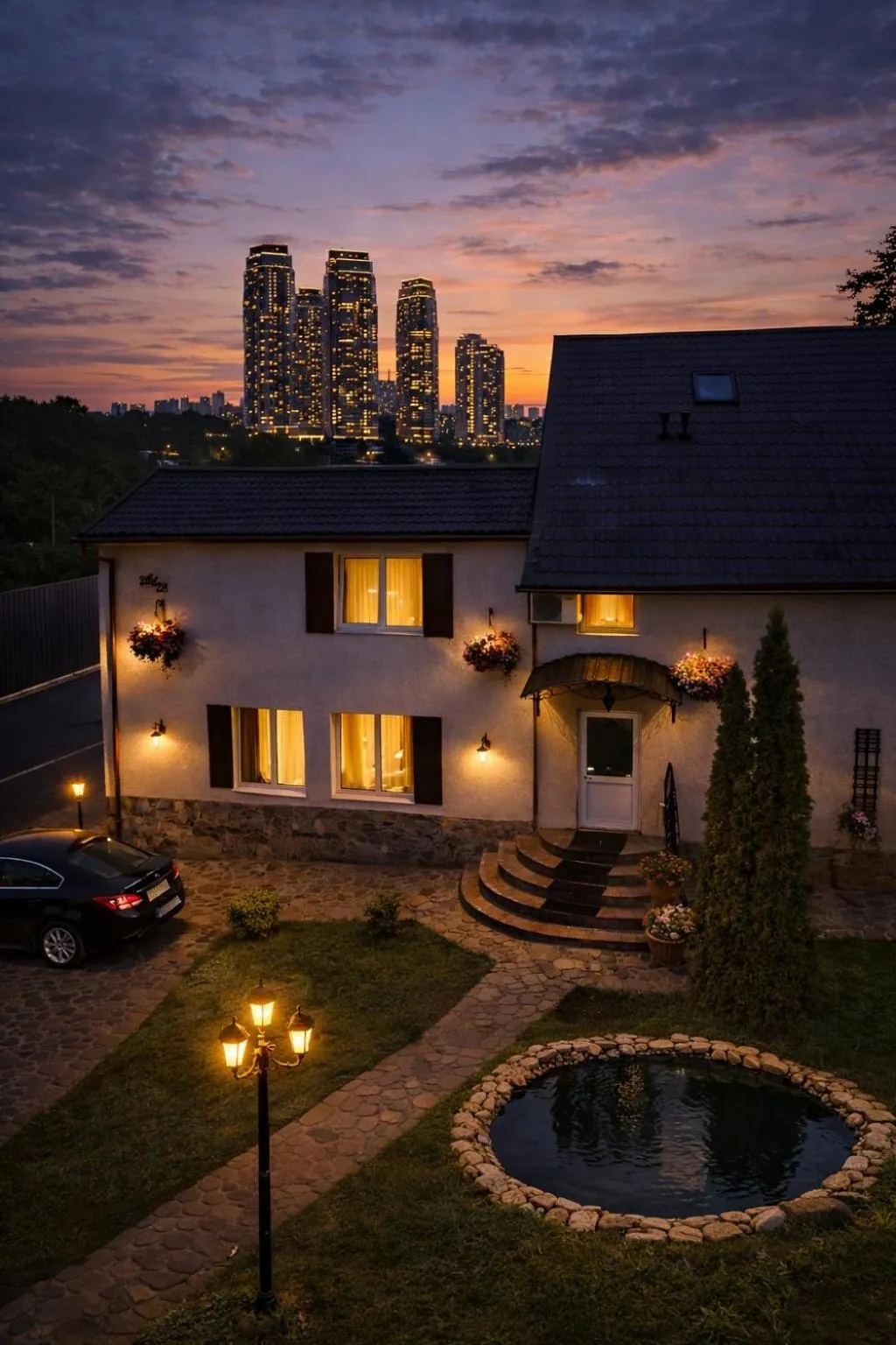 Gusarskiy Hotel and Apartment