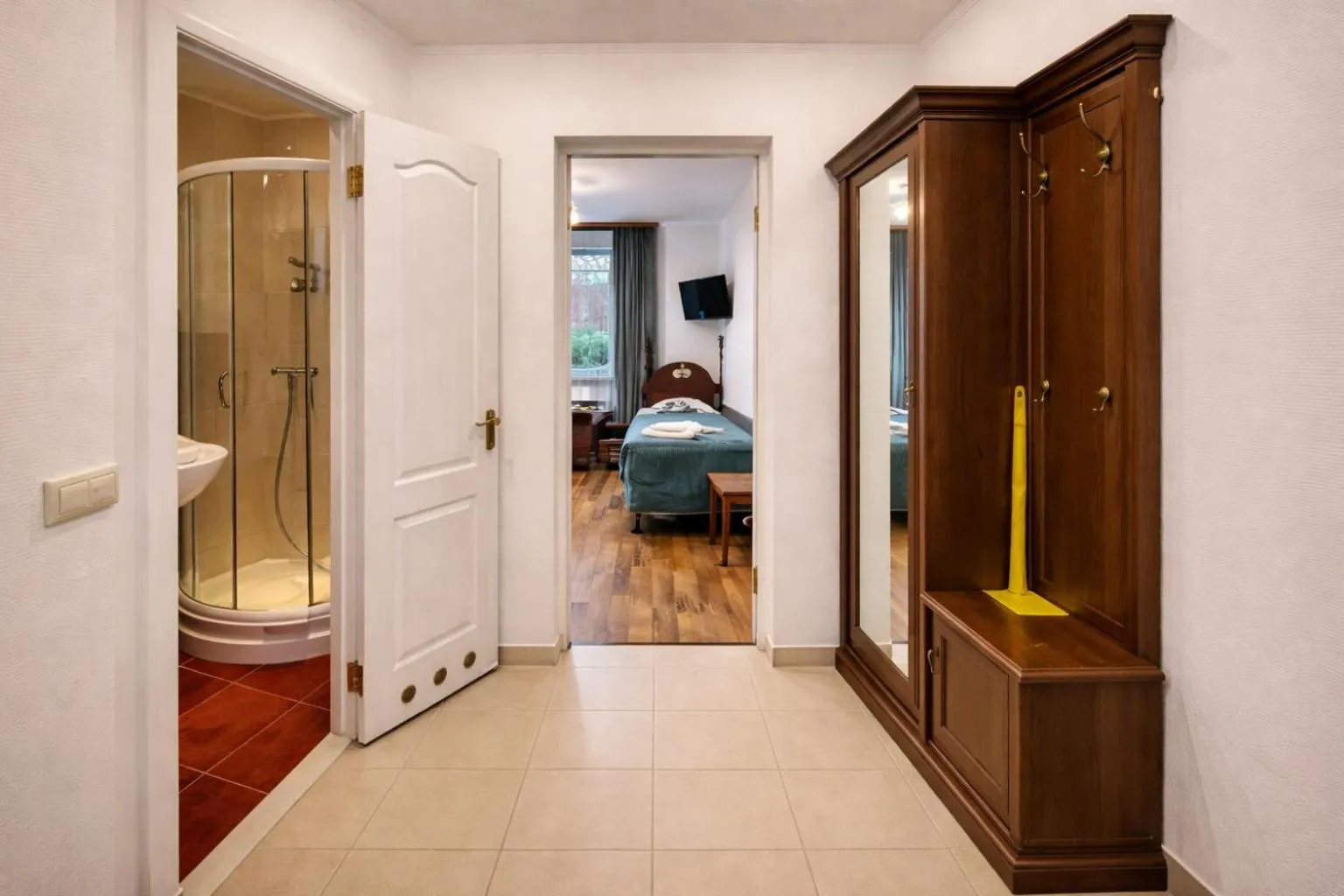 Bed in Gusarskiy Hotel and Apartment