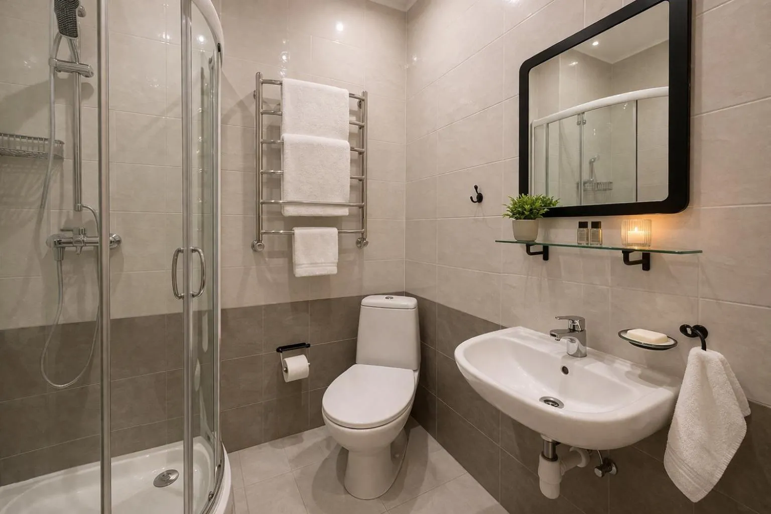 Deluxe Twin Room in Gusarskiy Hotel and Apartment