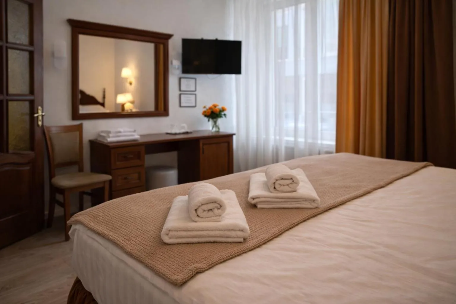 Bed in Gusarskiy Hotel and Apartment