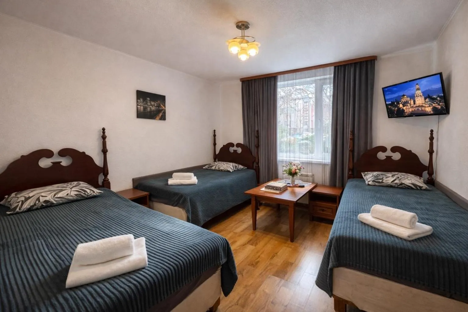 Bed in Gusarskiy Hotel and Apartment