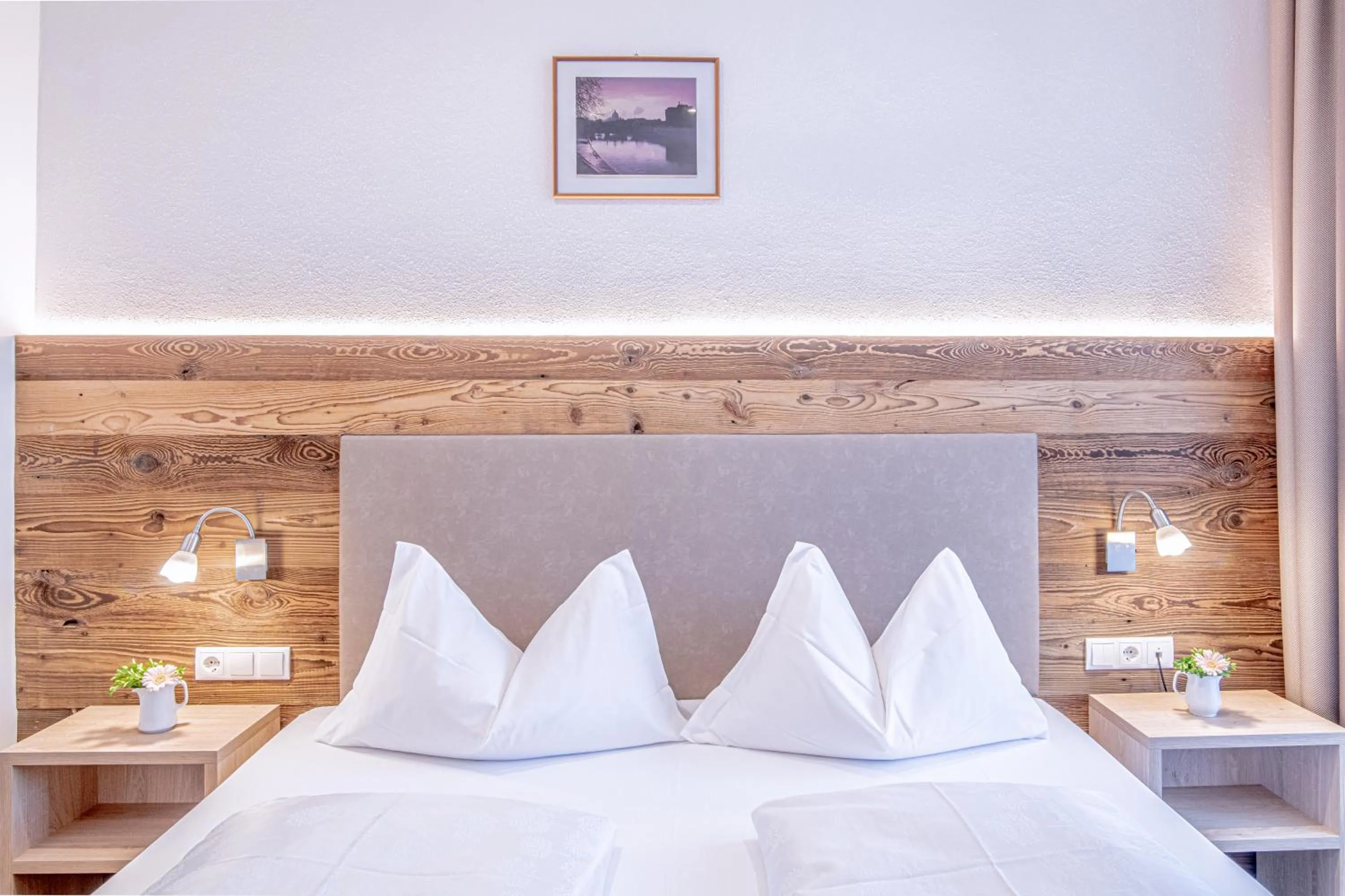 Bed in Alpin Hotel Gudrun