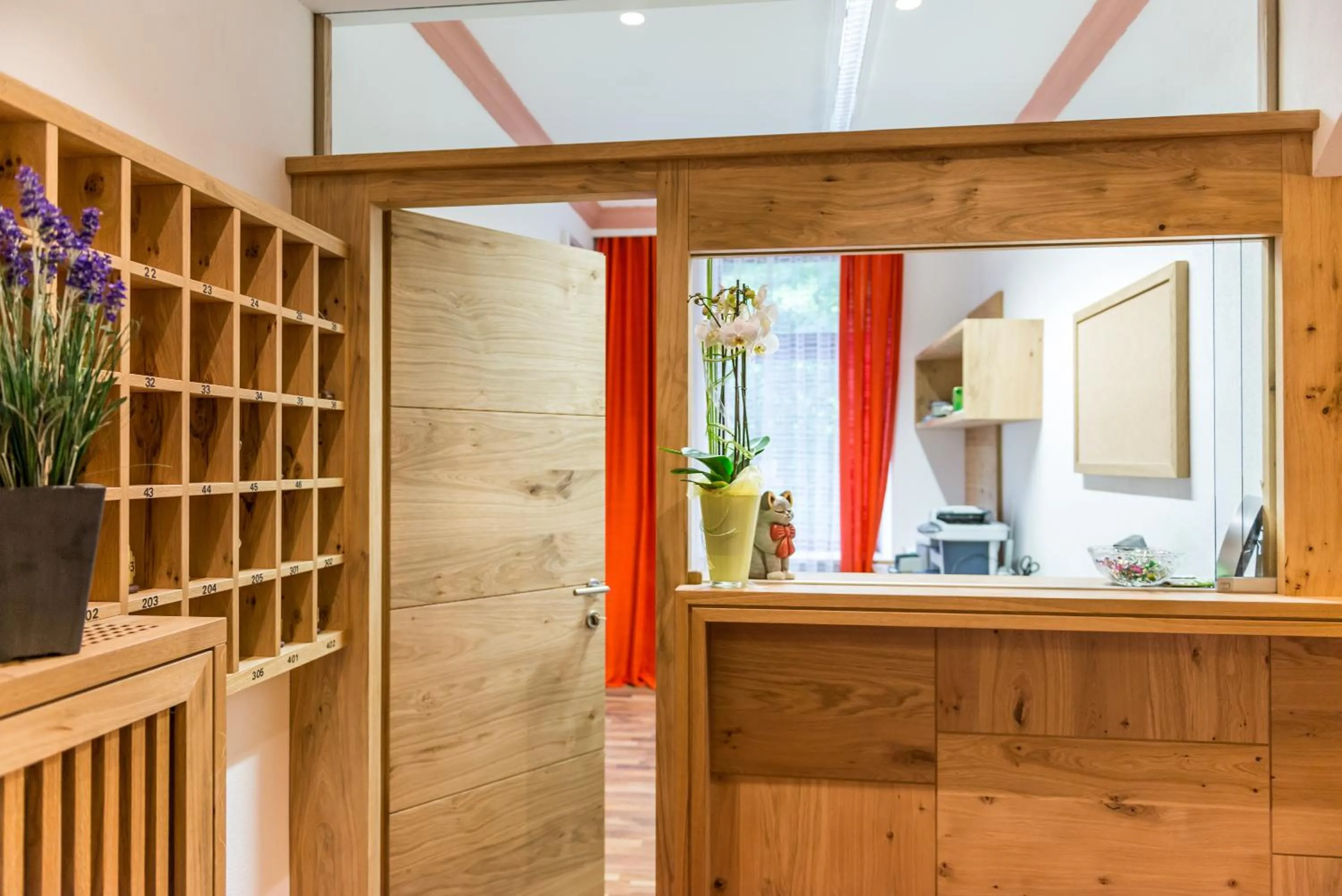 Lobby or reception in Alpin Hotel Gudrun