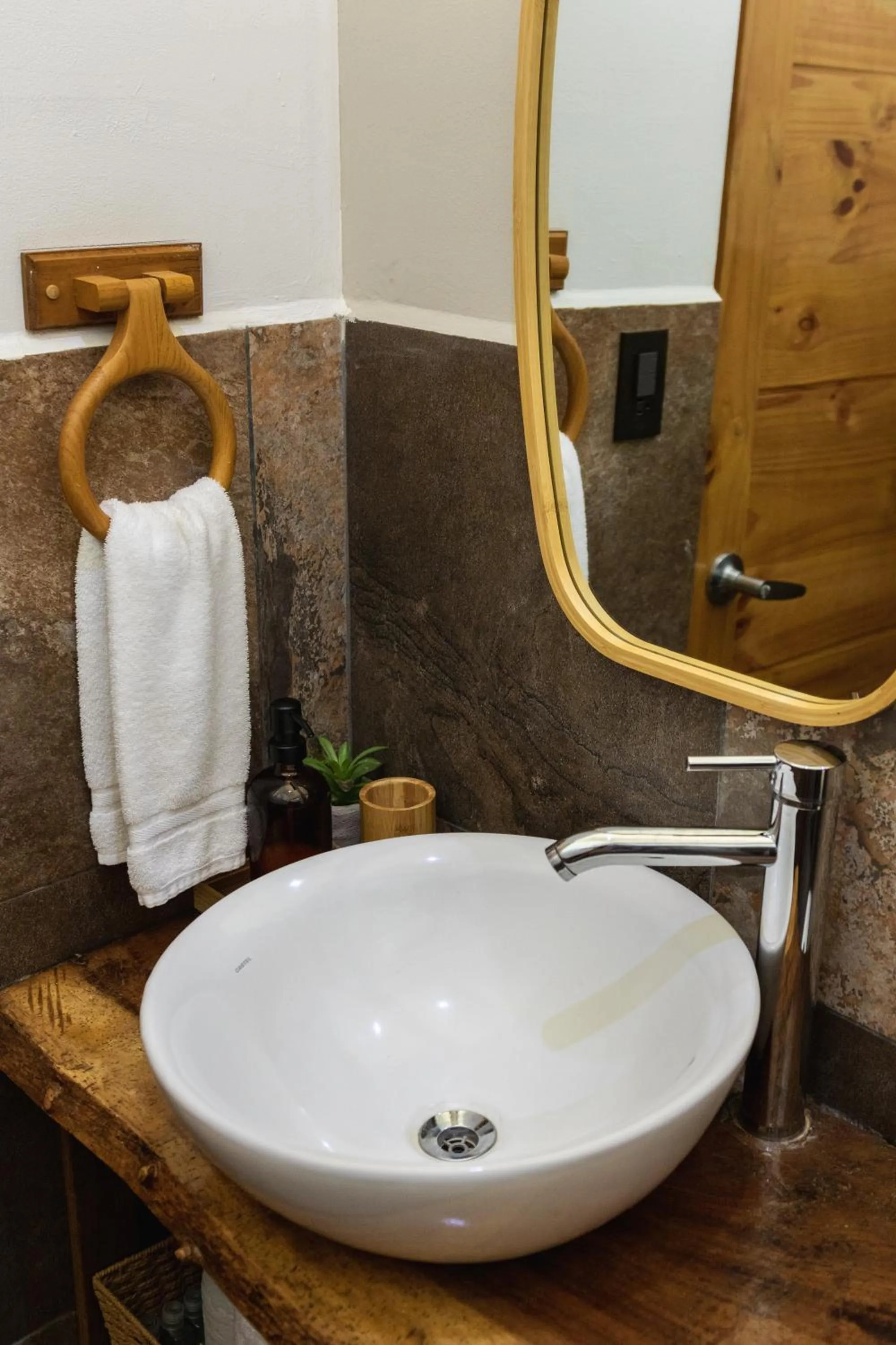 Bathroom in Hotel Michanti