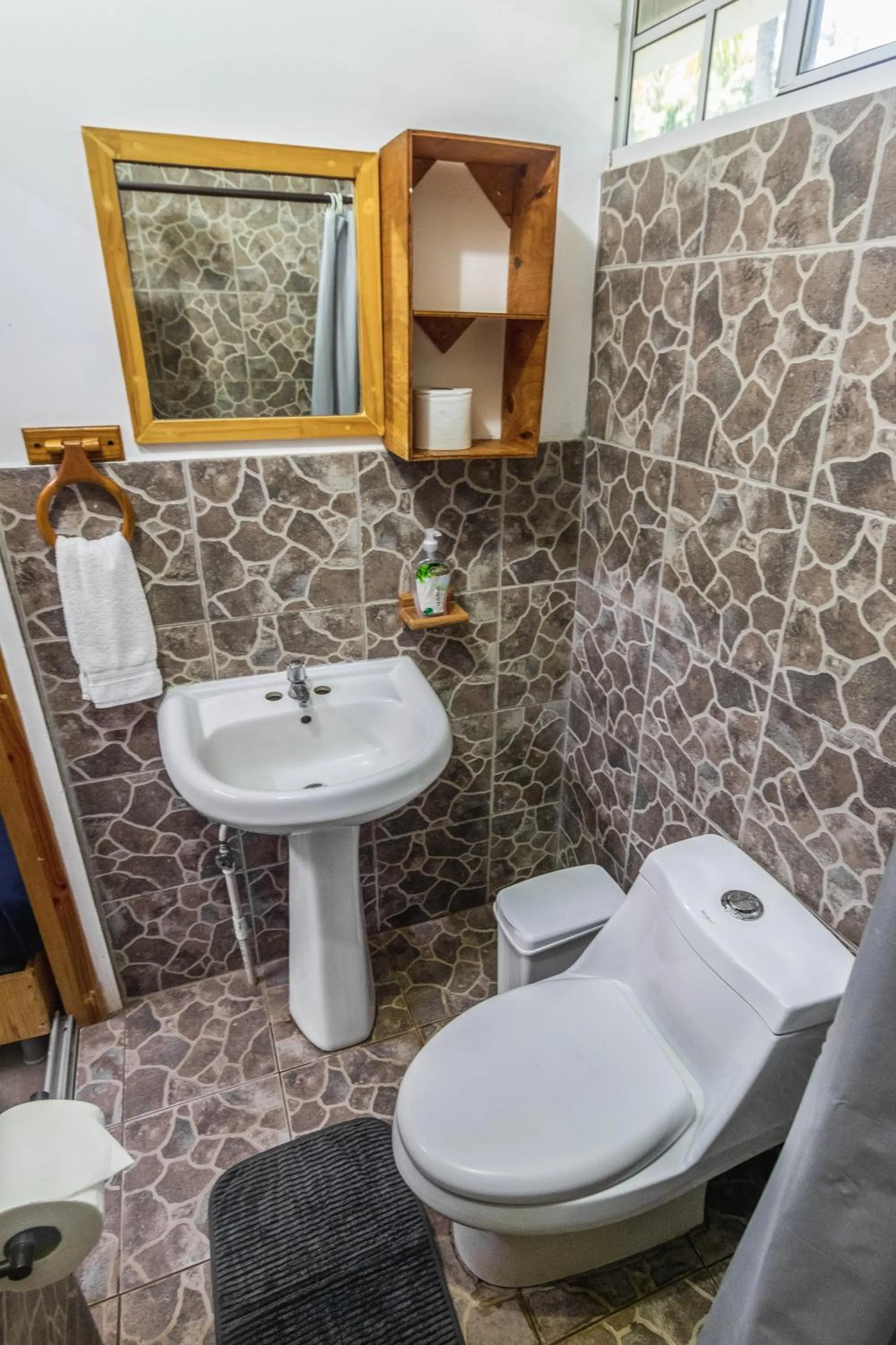 Bathroom in Hotel Michanti