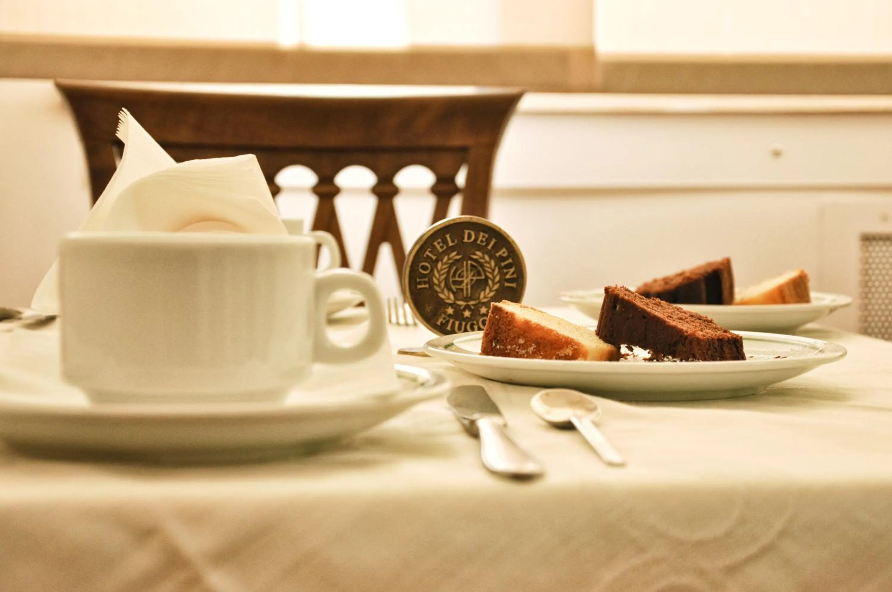 Restaurant/places to eat in Hotel Dei Pini