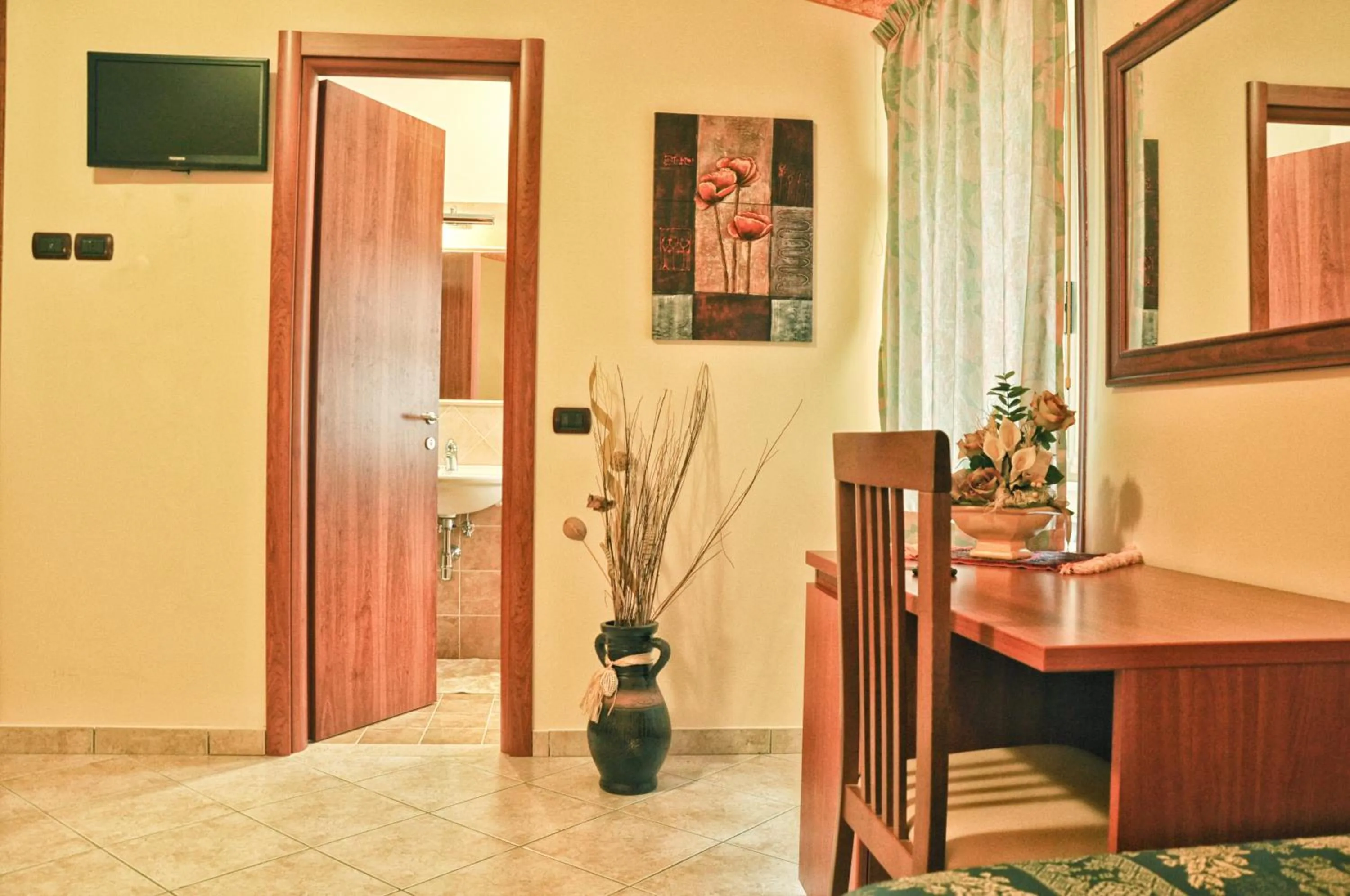 Bedroom in Hotel Dei Pini