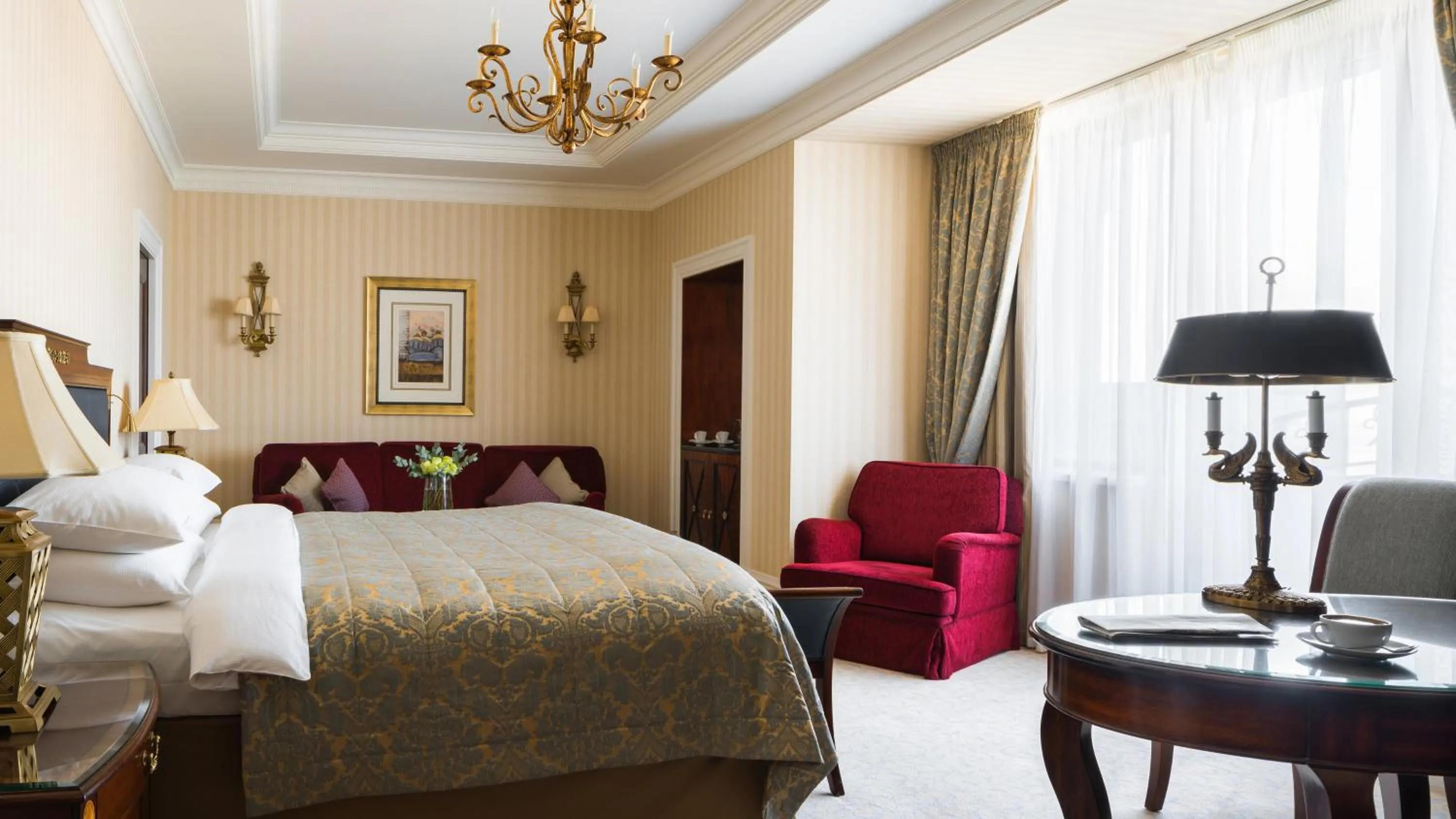 Photo of the whole room, Bed in InterContinental - Kyiv by IHG