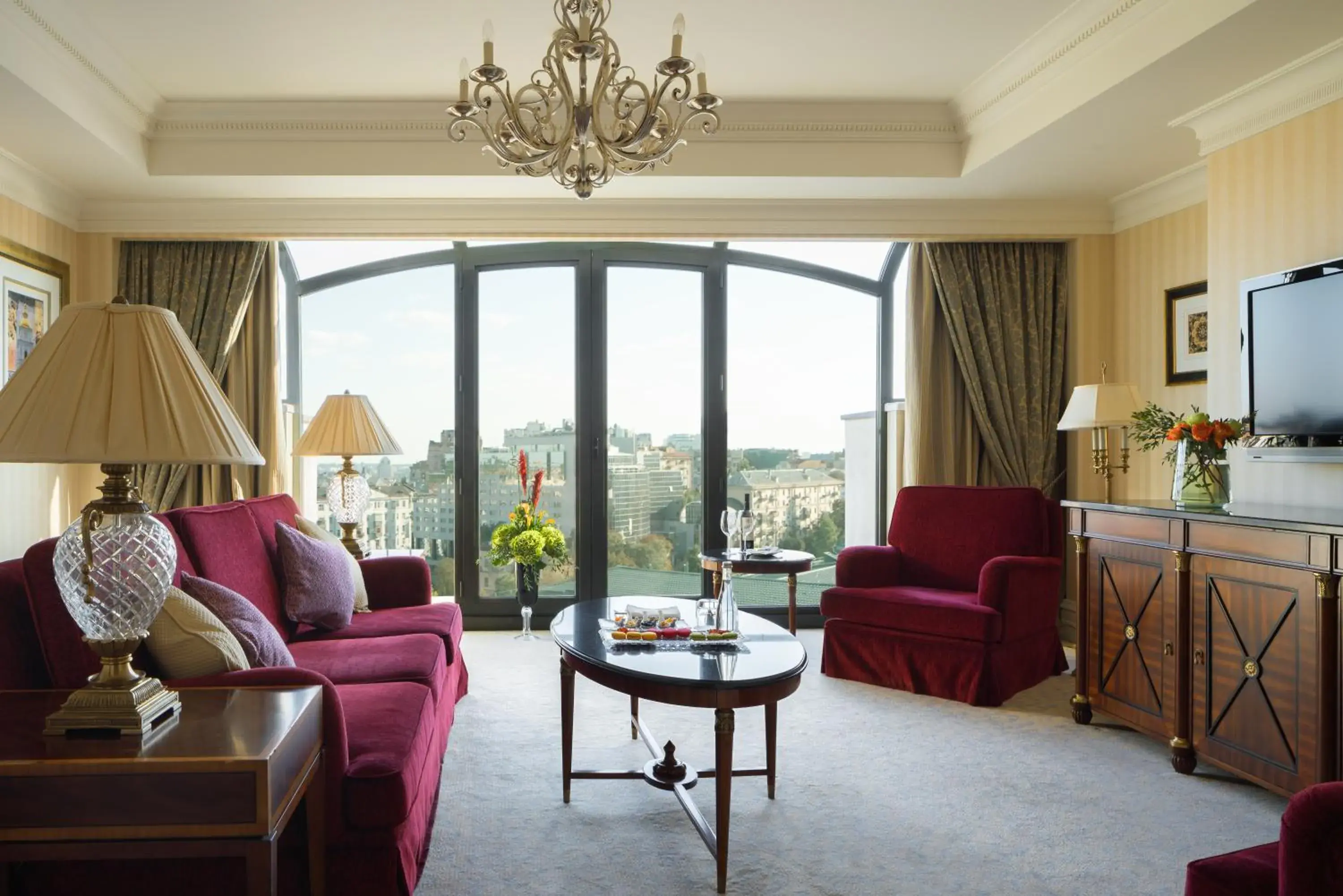 Living room in InterContinental - Kyiv by IHG Living room in InterContinental - Kyiv by IHG