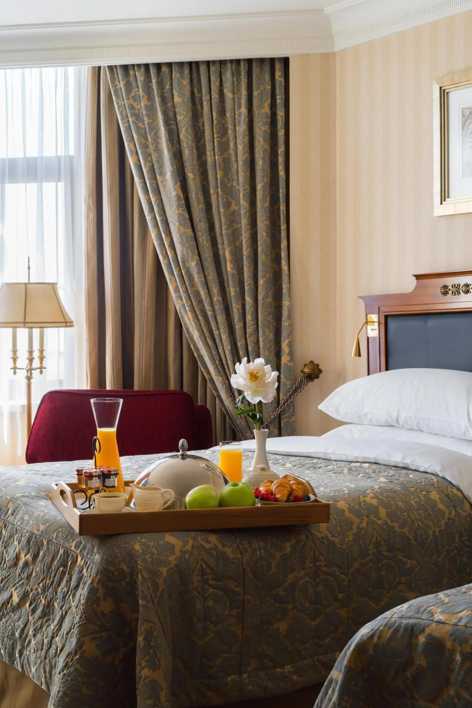 Bed in InterContinental - Kyiv by IHG Bed in InterContinental - Kyiv by IHG