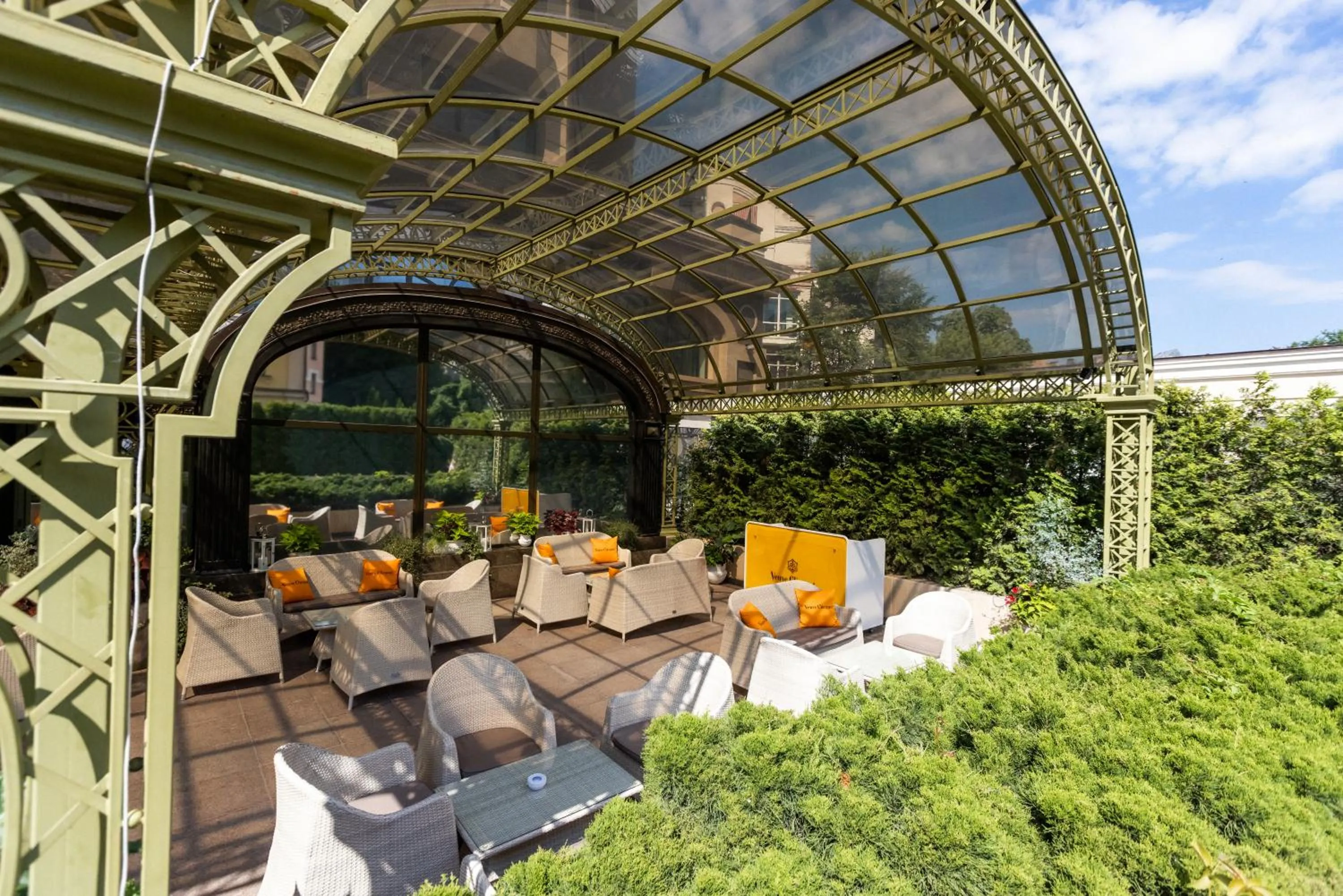 Restaurant/places to eat in InterContinental - Kyiv by IHG