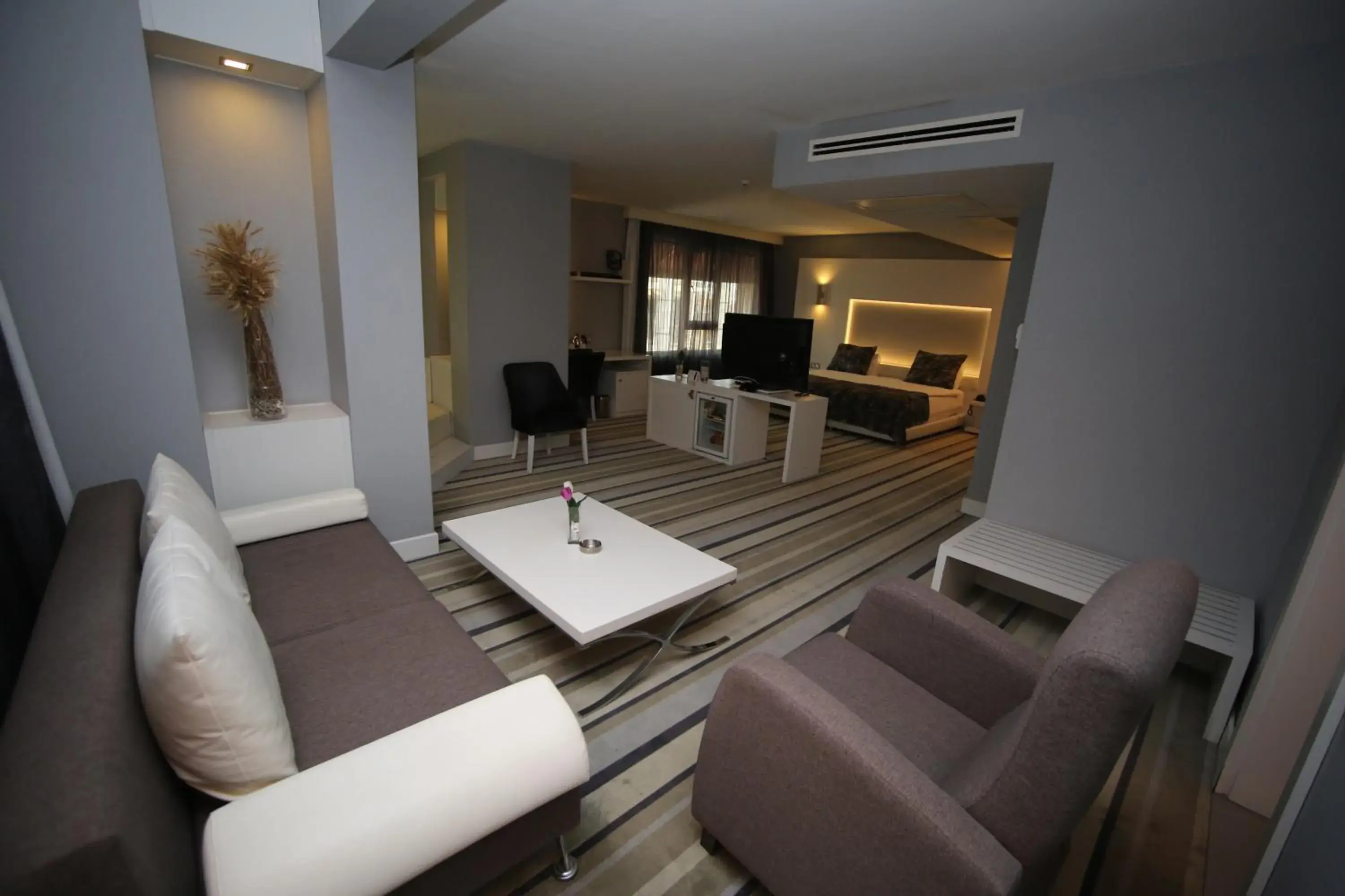 Suite in Grand Nora Hotel Suite in Grand Nora Hotel