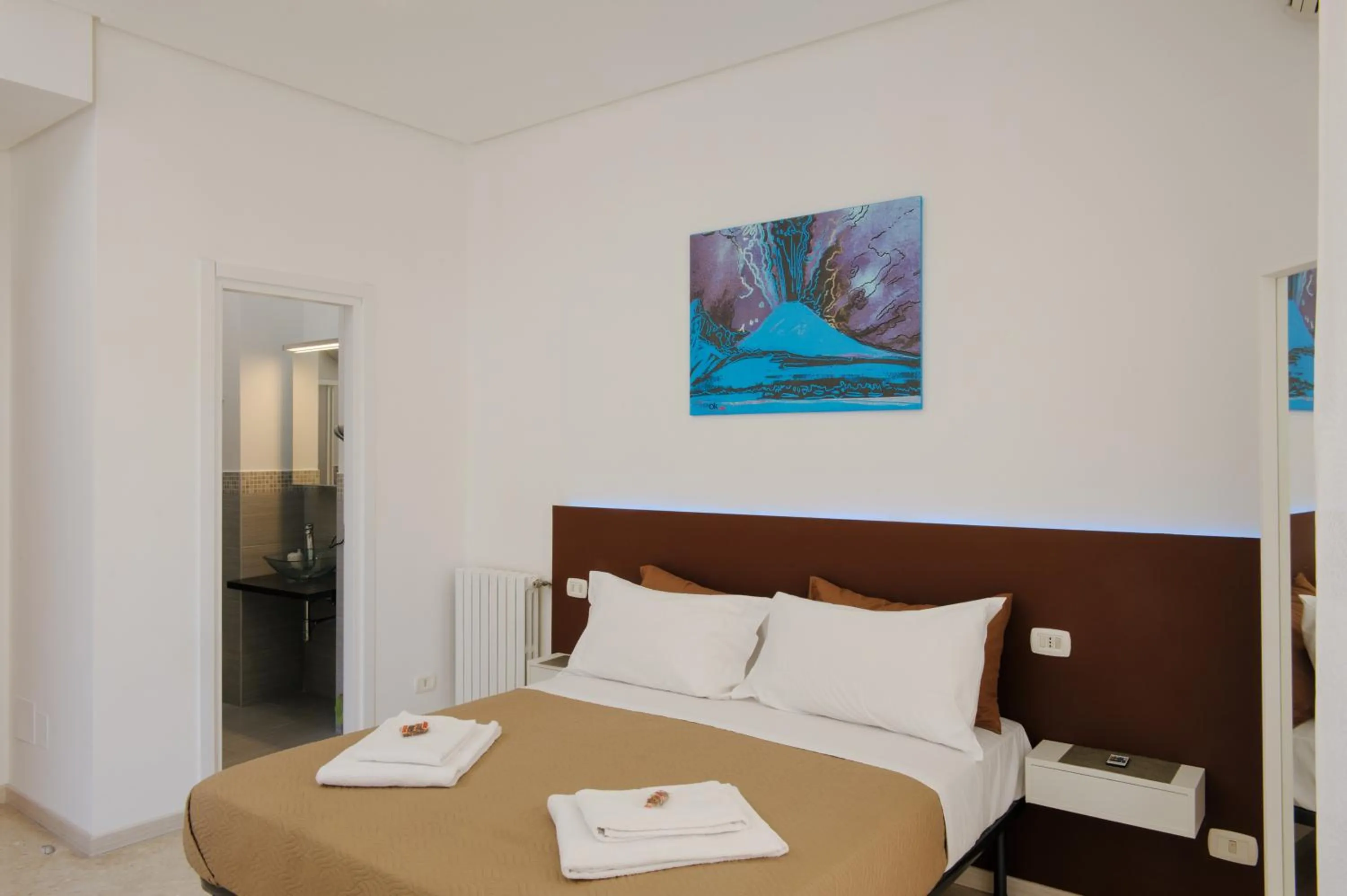 Bed in Toledo Stay OK