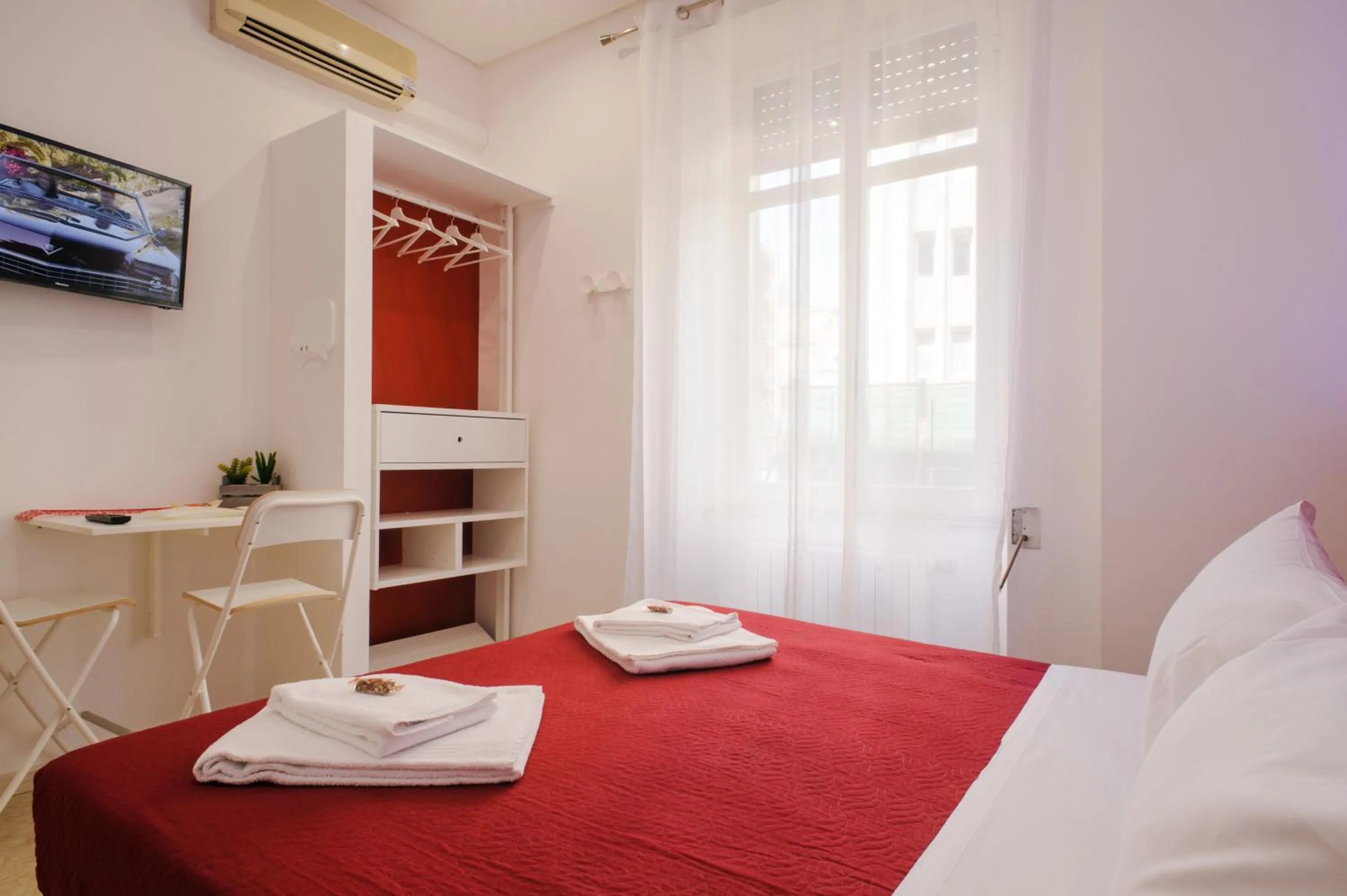 Bed in Toledo Stay OK