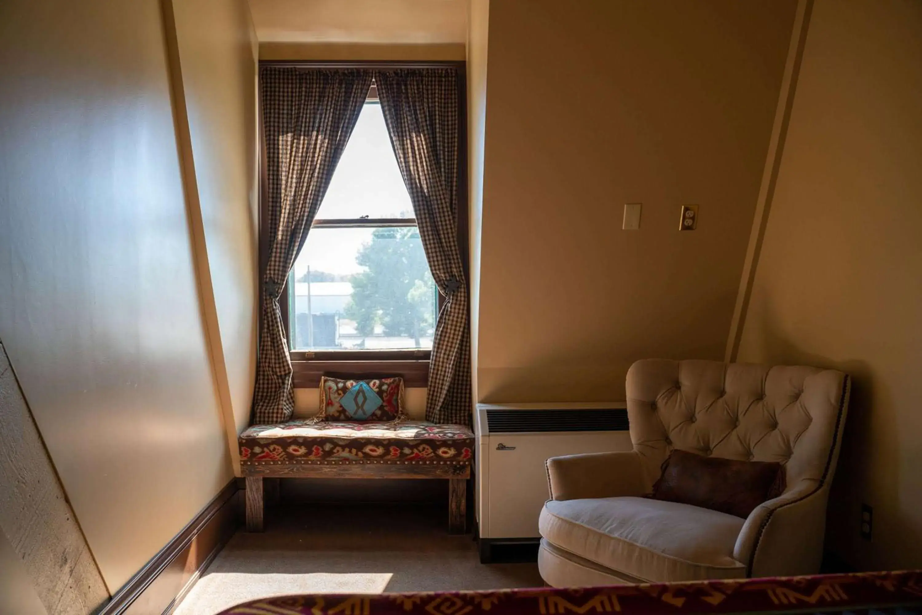 Bedroom in Sheridan Inn - Best Western Signature Collection Bedroom in Sheridan Inn - Best Western Signature Collection