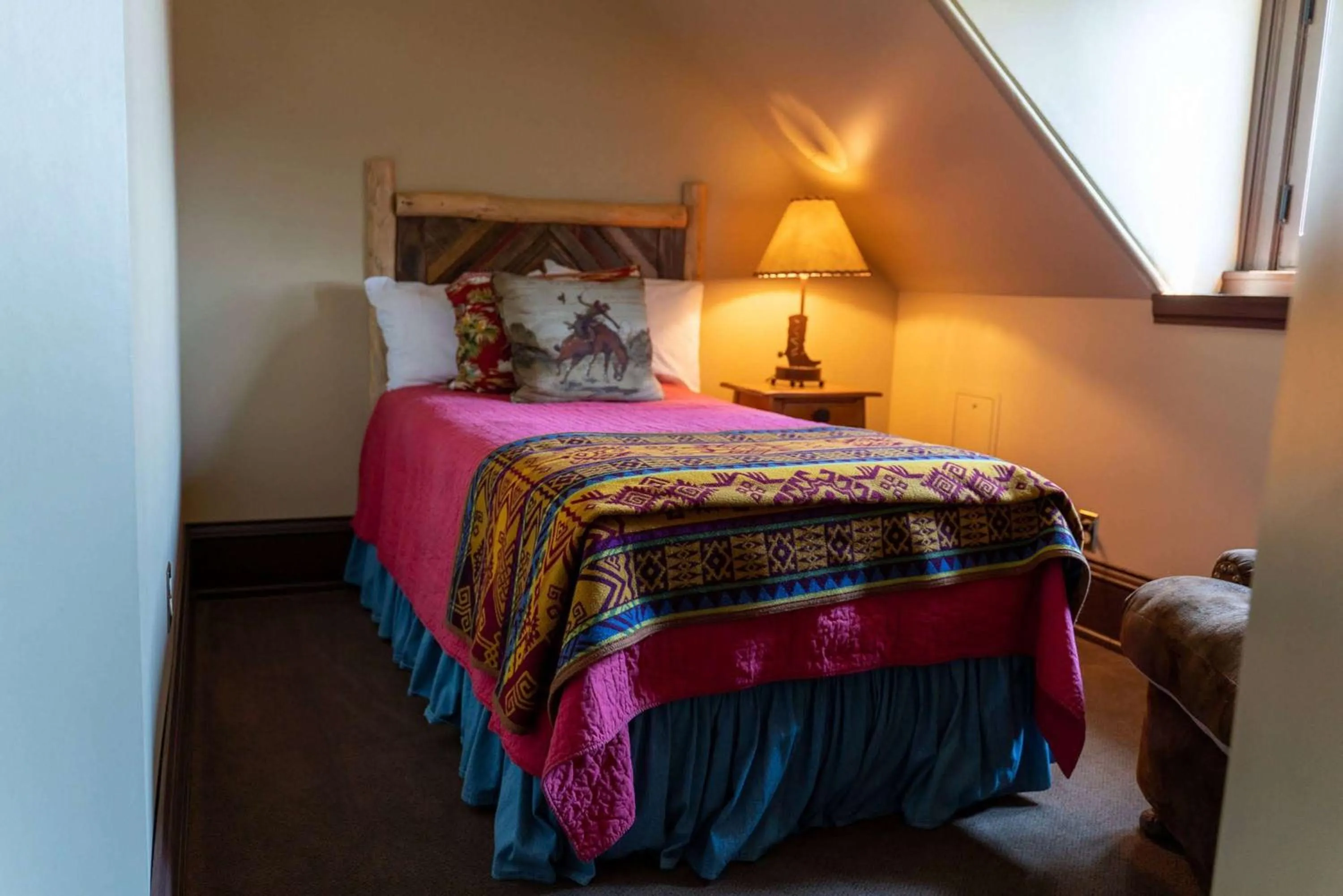 Bedroom, Bed in Sheridan Inn - Best Western Signature Collection