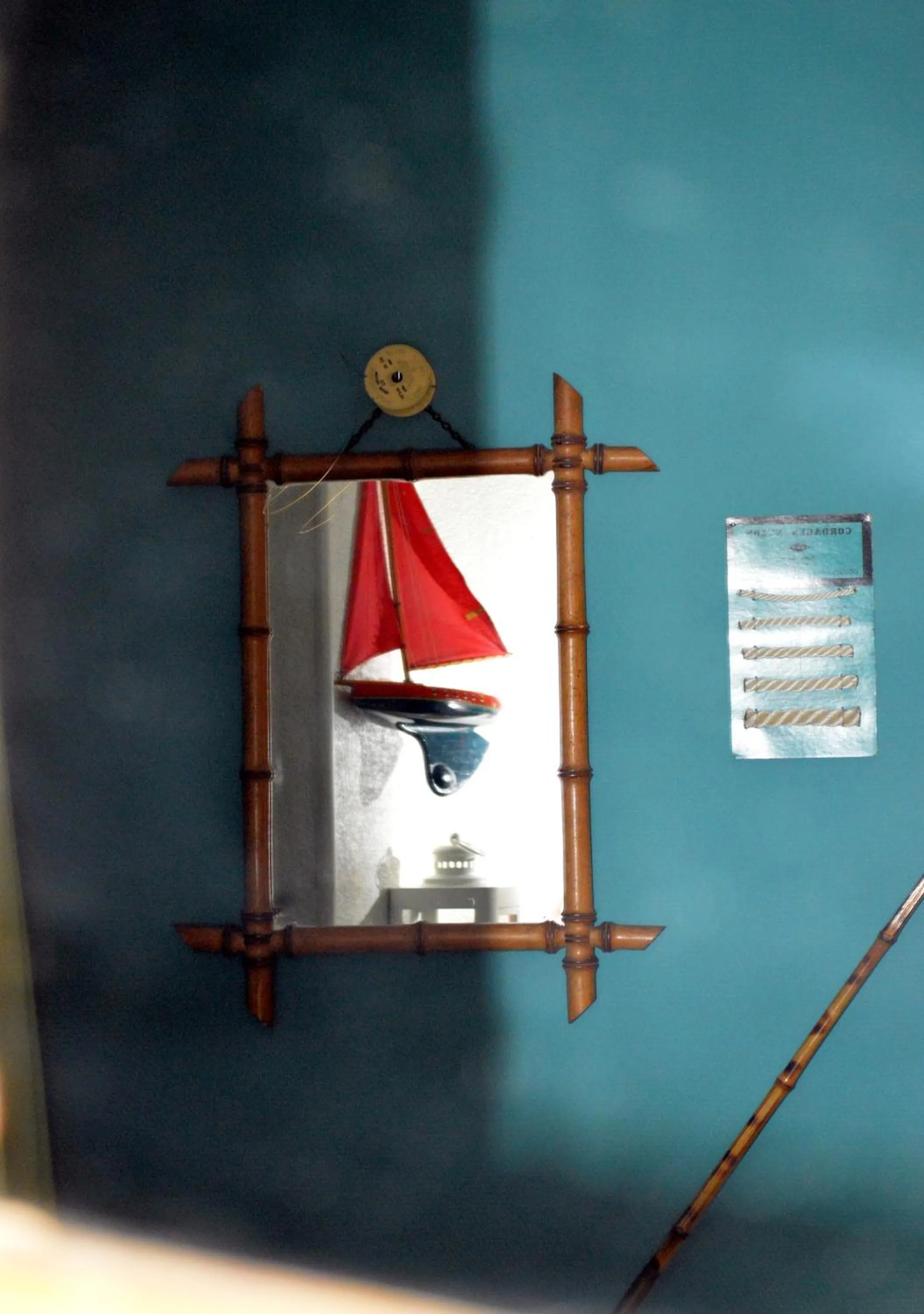 Decorative detail in Hotel Auberge des Remparts
