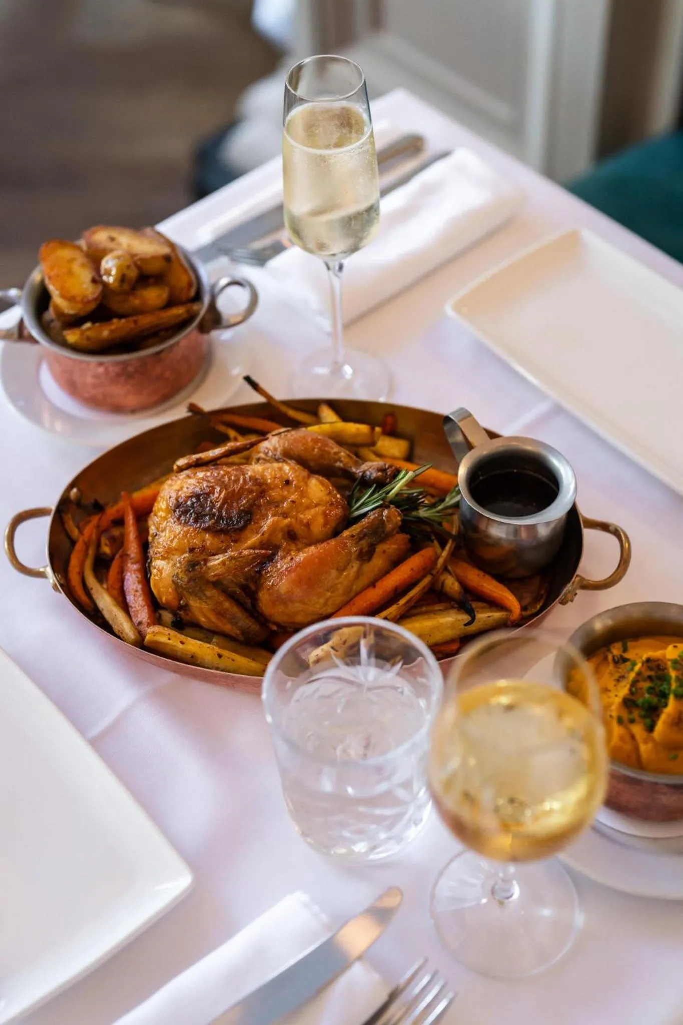 Dinner in Hôtel Birks Montréal