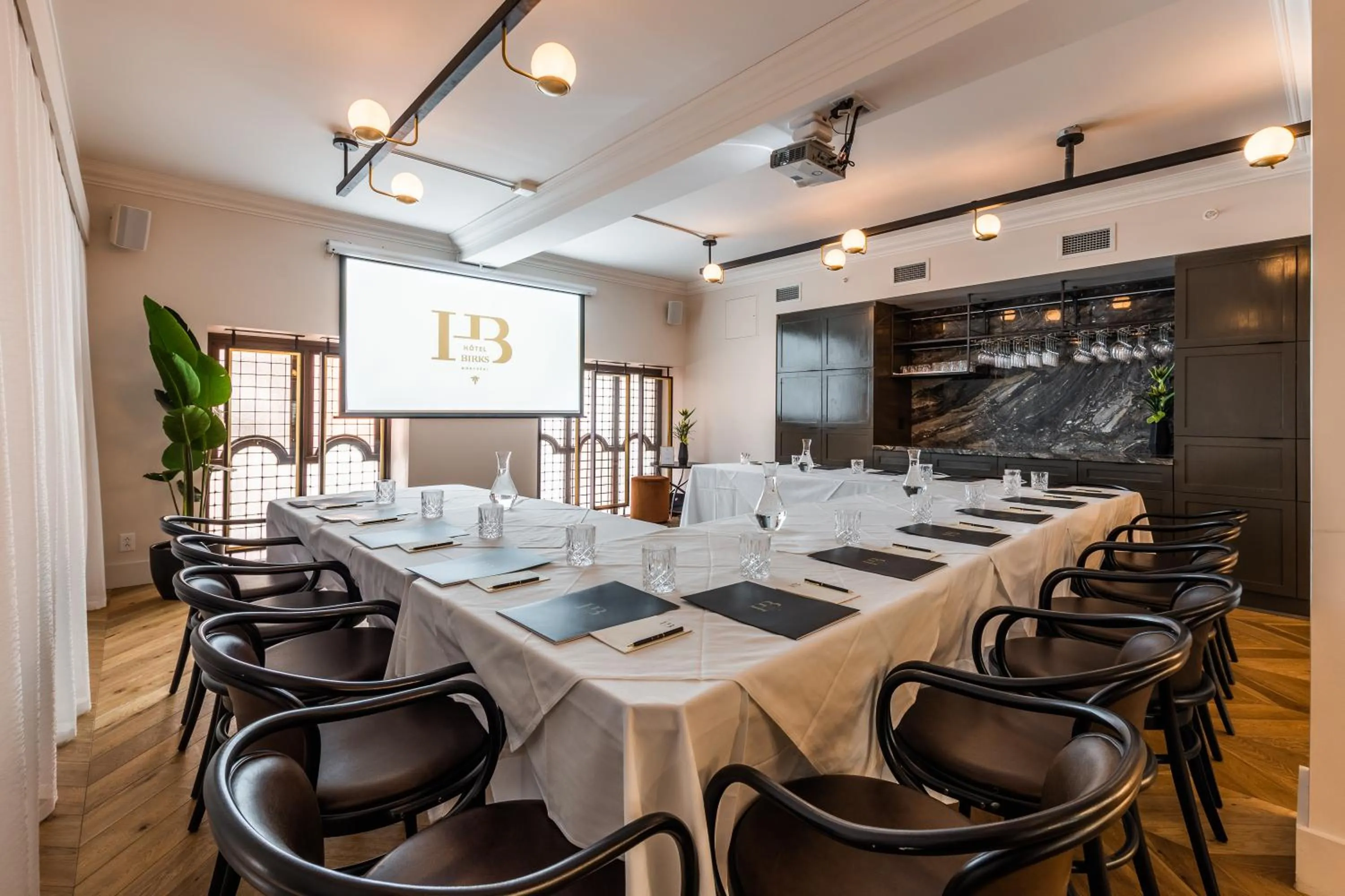 Meeting/conference room in Hôtel Birks Montréal