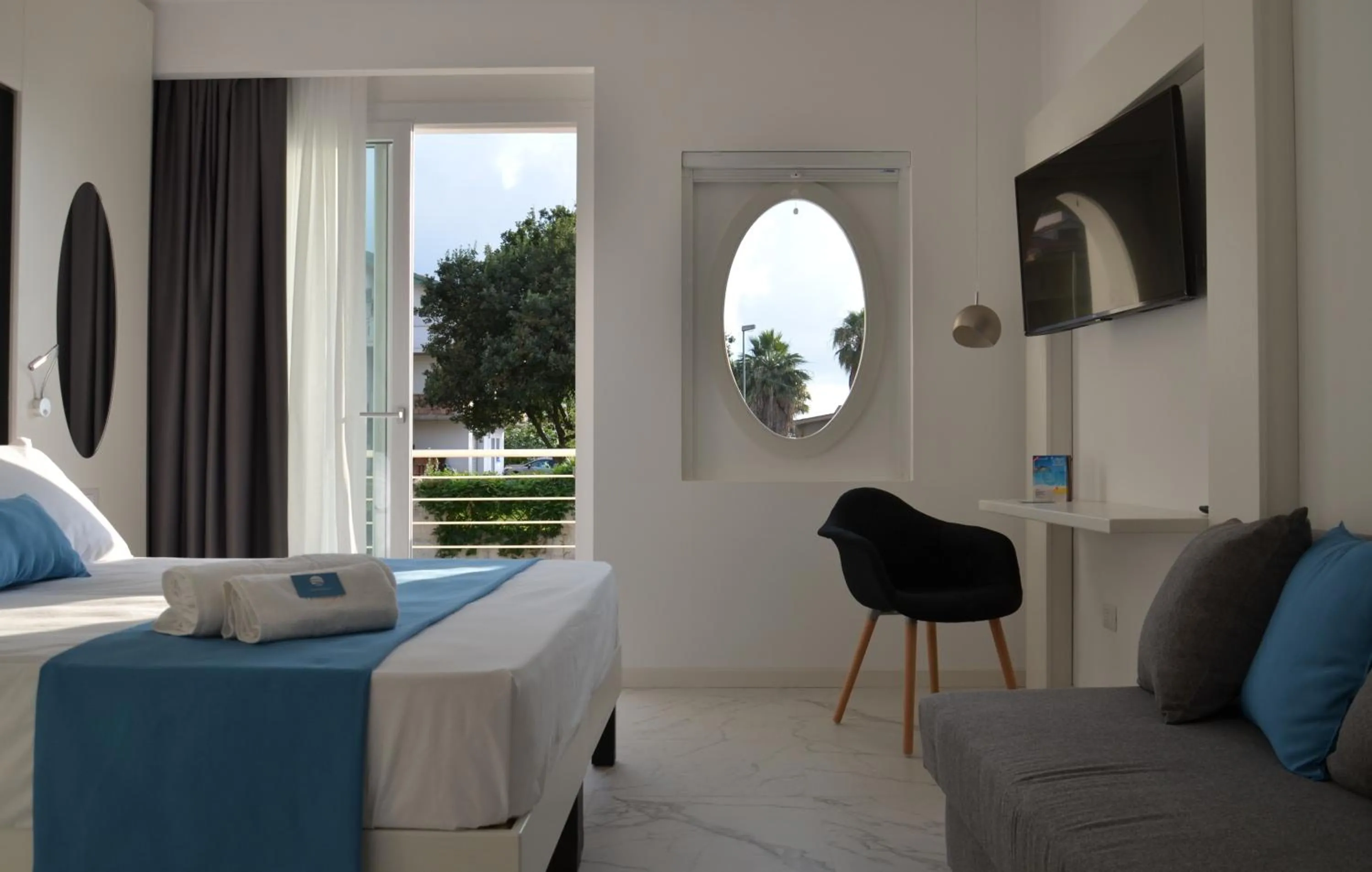 Bed in Centurio luxury rooms