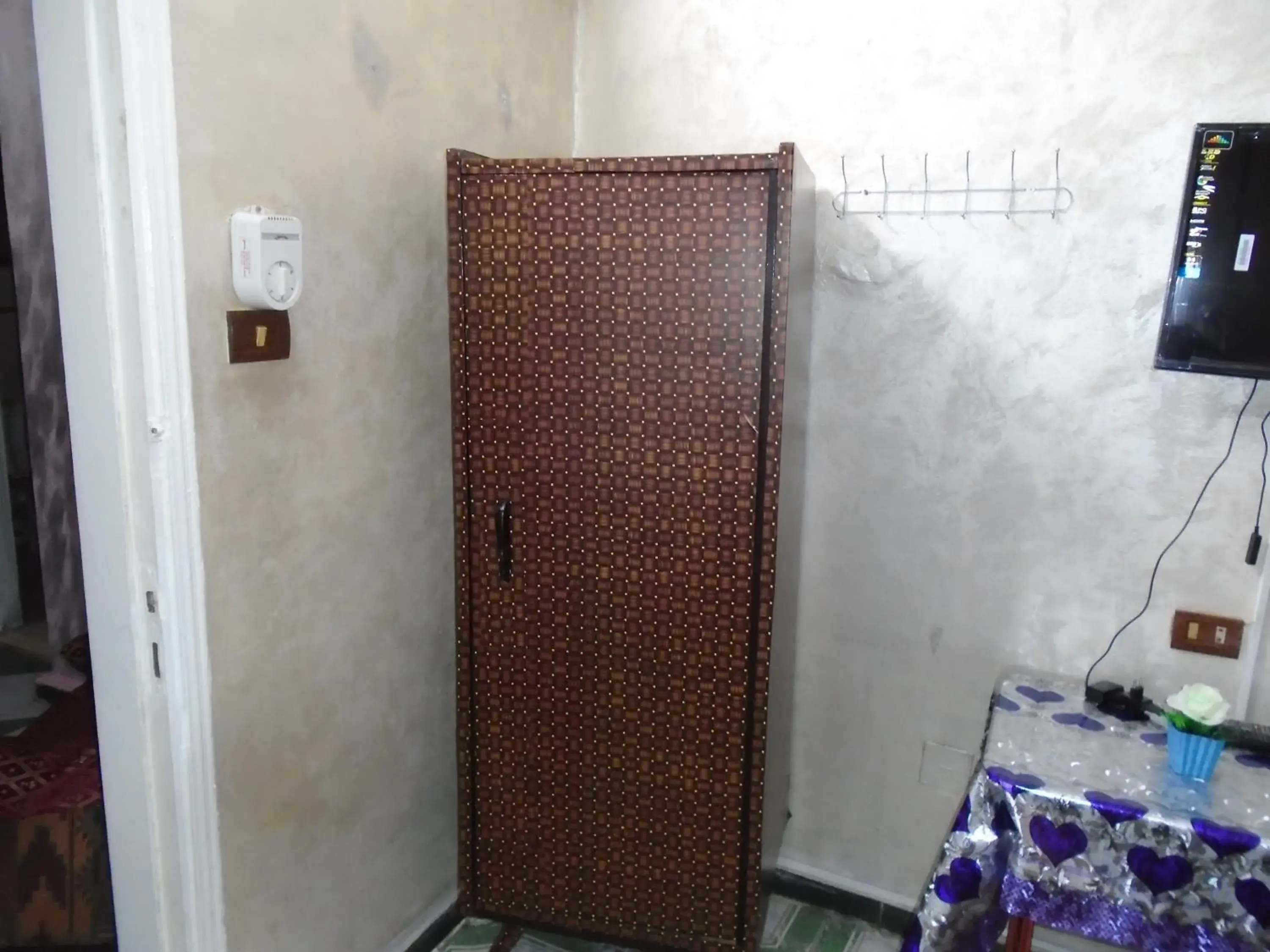 Single Room with Shared Shower and Toilet - single occupancy in City Hostel Single Room with Shared Shower and Toilet - single occupancy in City Hostel