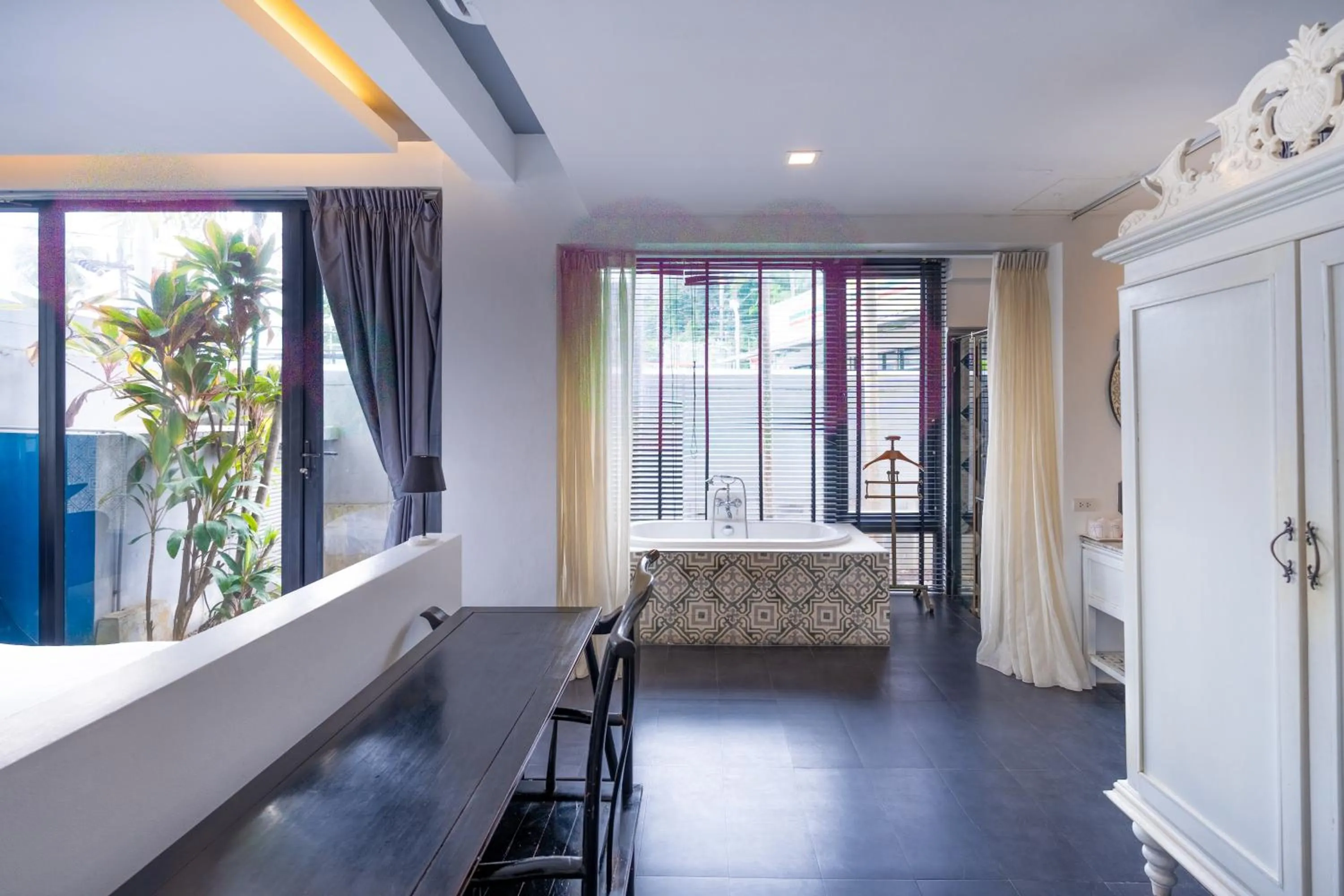 Bath in See Sea Villa Phuket SHA