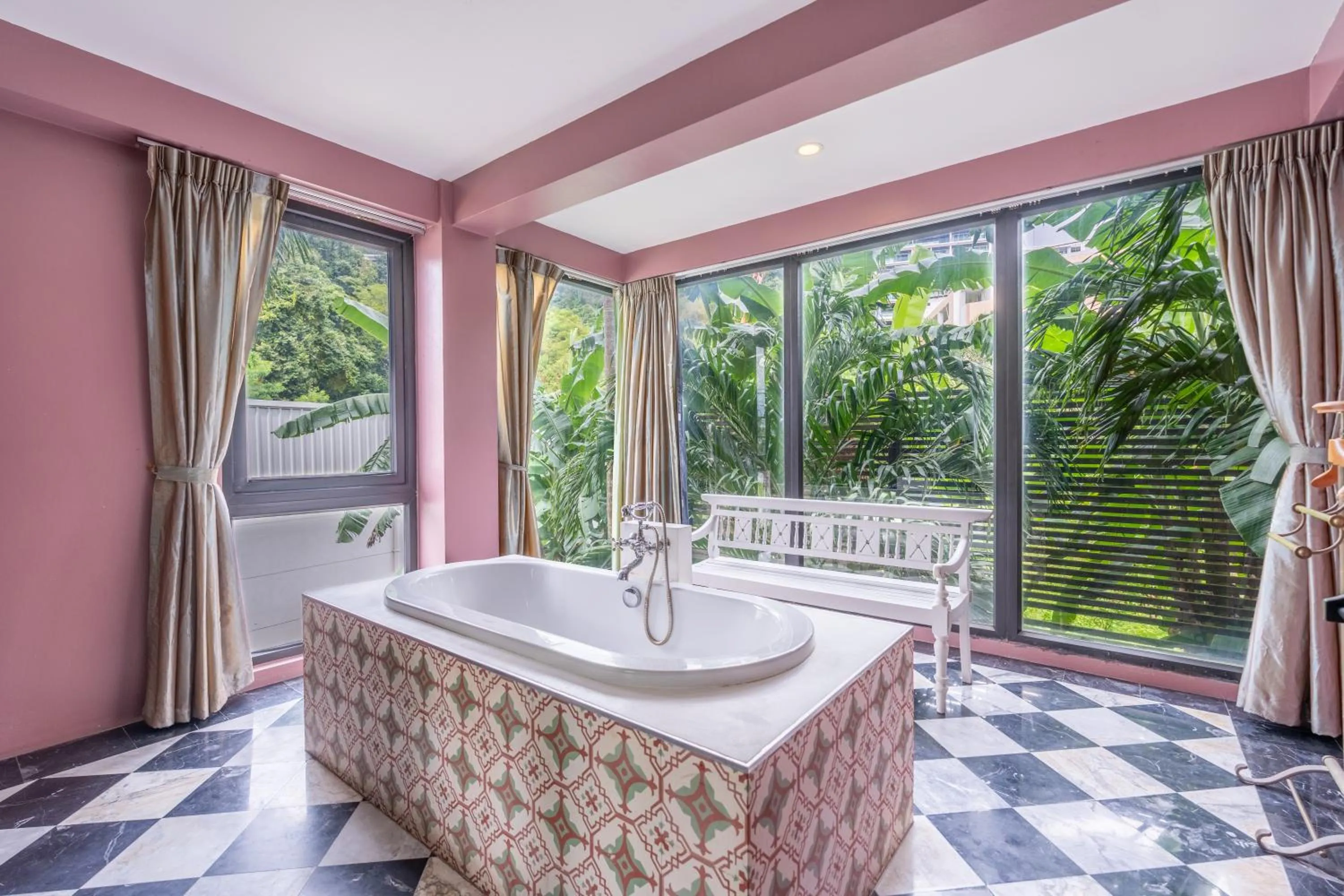 Hot Tub in See Sea Villa Phuket SHA