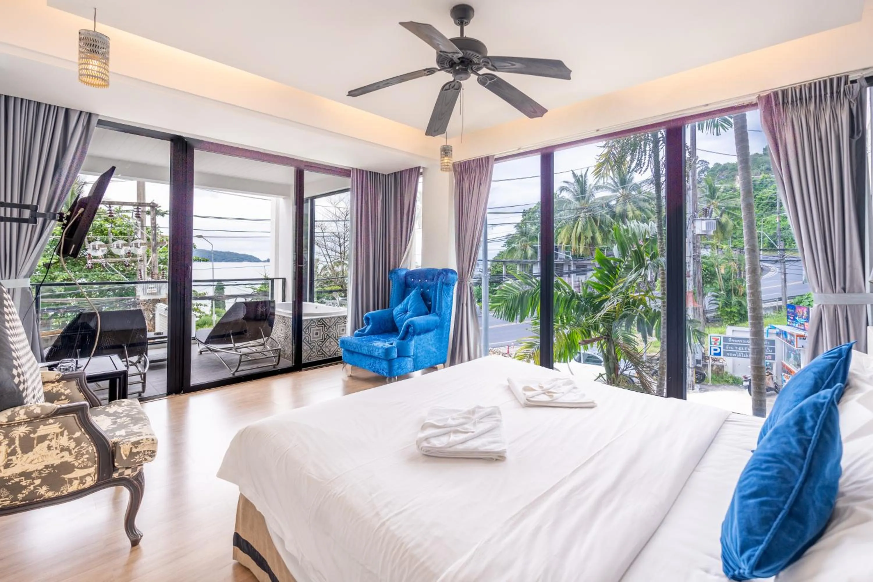 Bed in See Sea Villa Phuket SHA