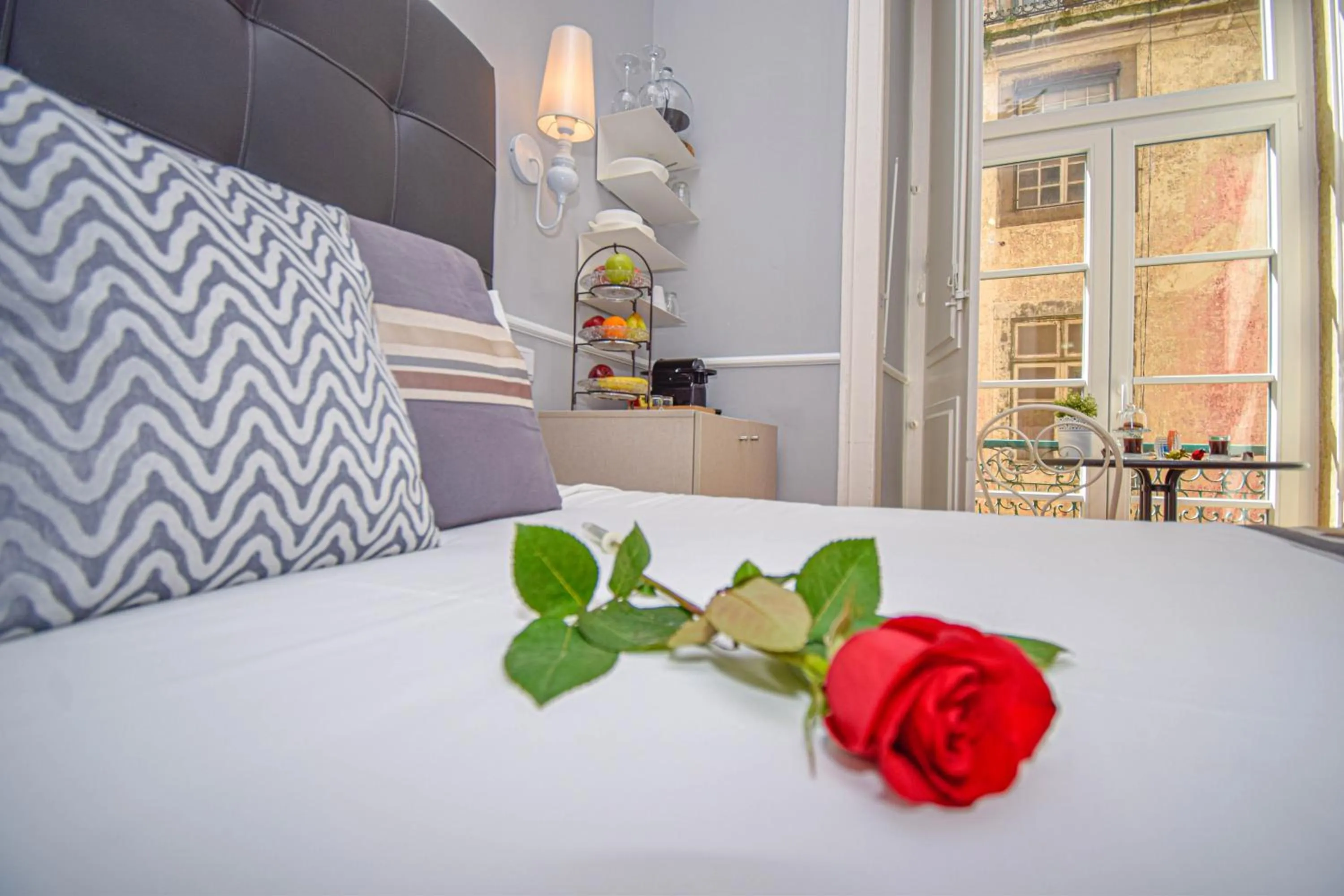 Bed in B in B Lisbon Downtown Suites