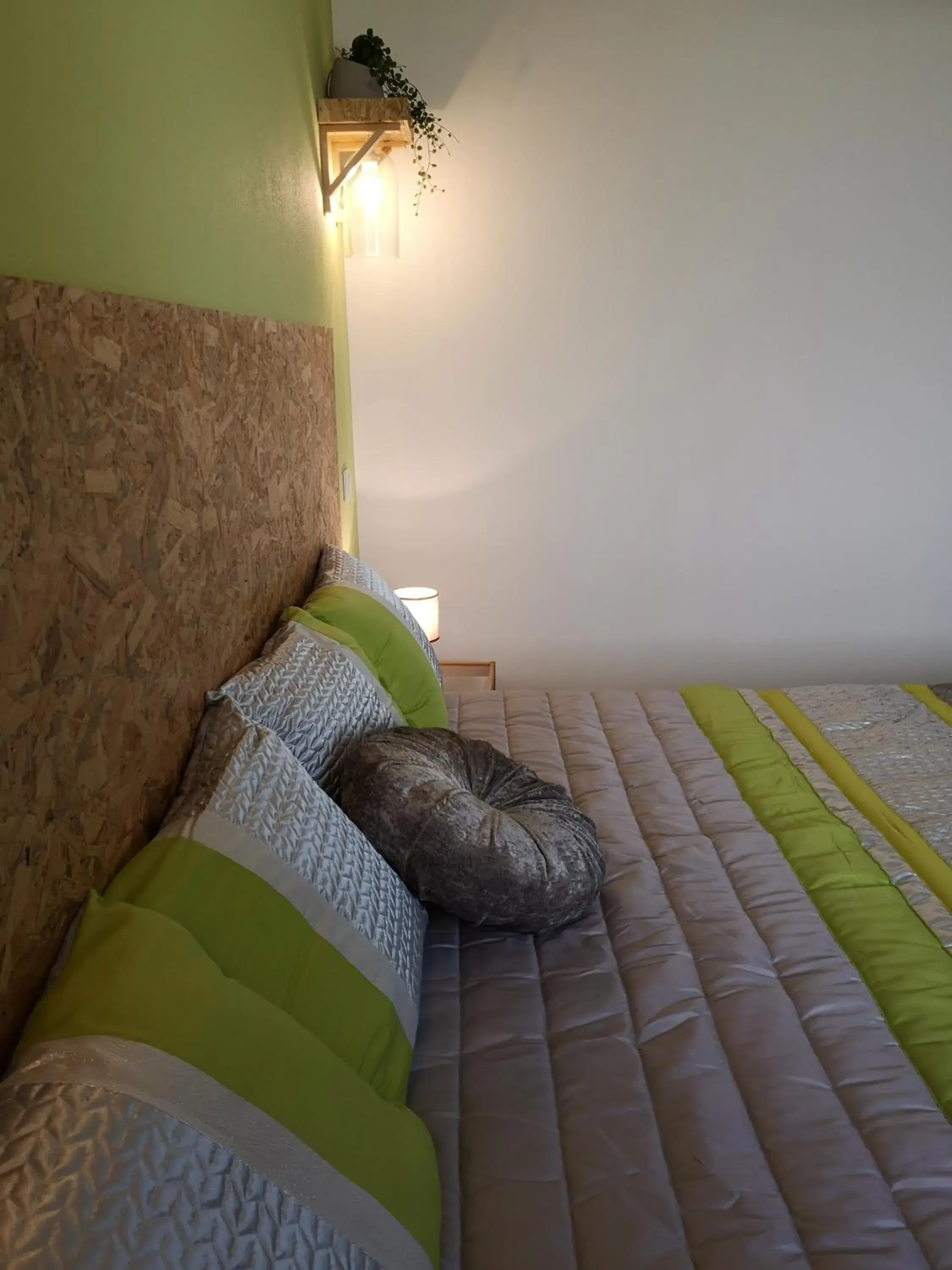 Standard Twin Room - single occupancy in Sensations Guesthouse Standard Twin Room - single occupancy in Sensations Guesthouse