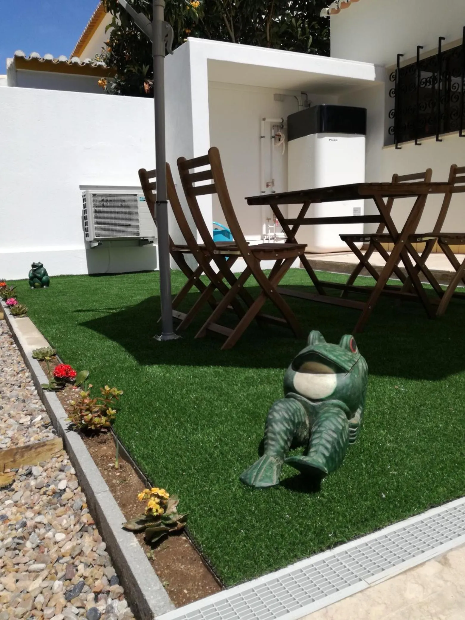 Property building in Sensations Guesthouse