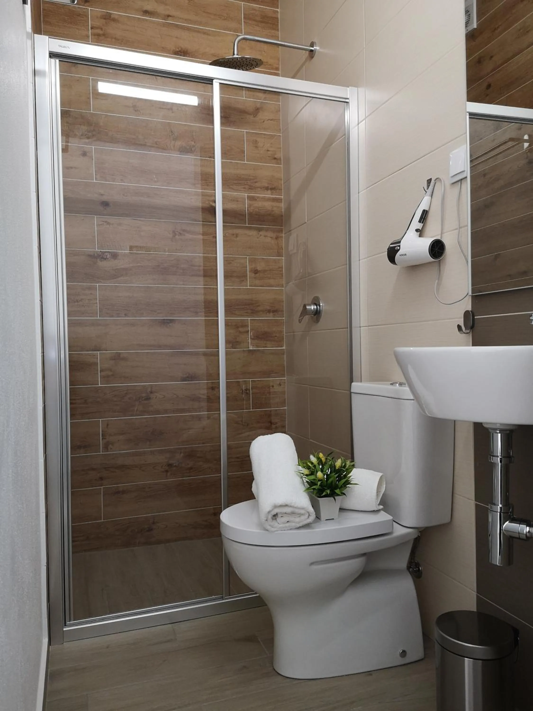 Sensations Guesthouse