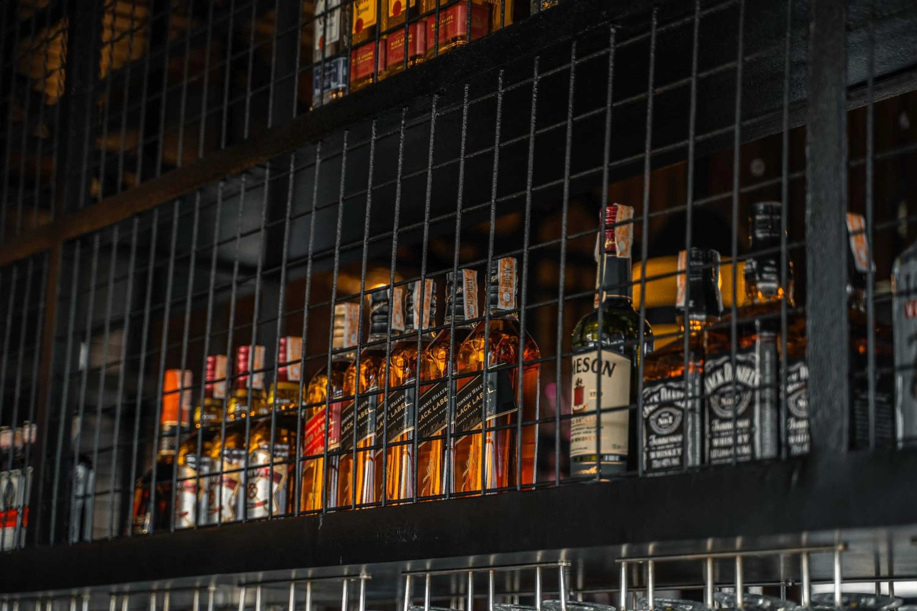 Nightclub / DJ in Yello! Hotel