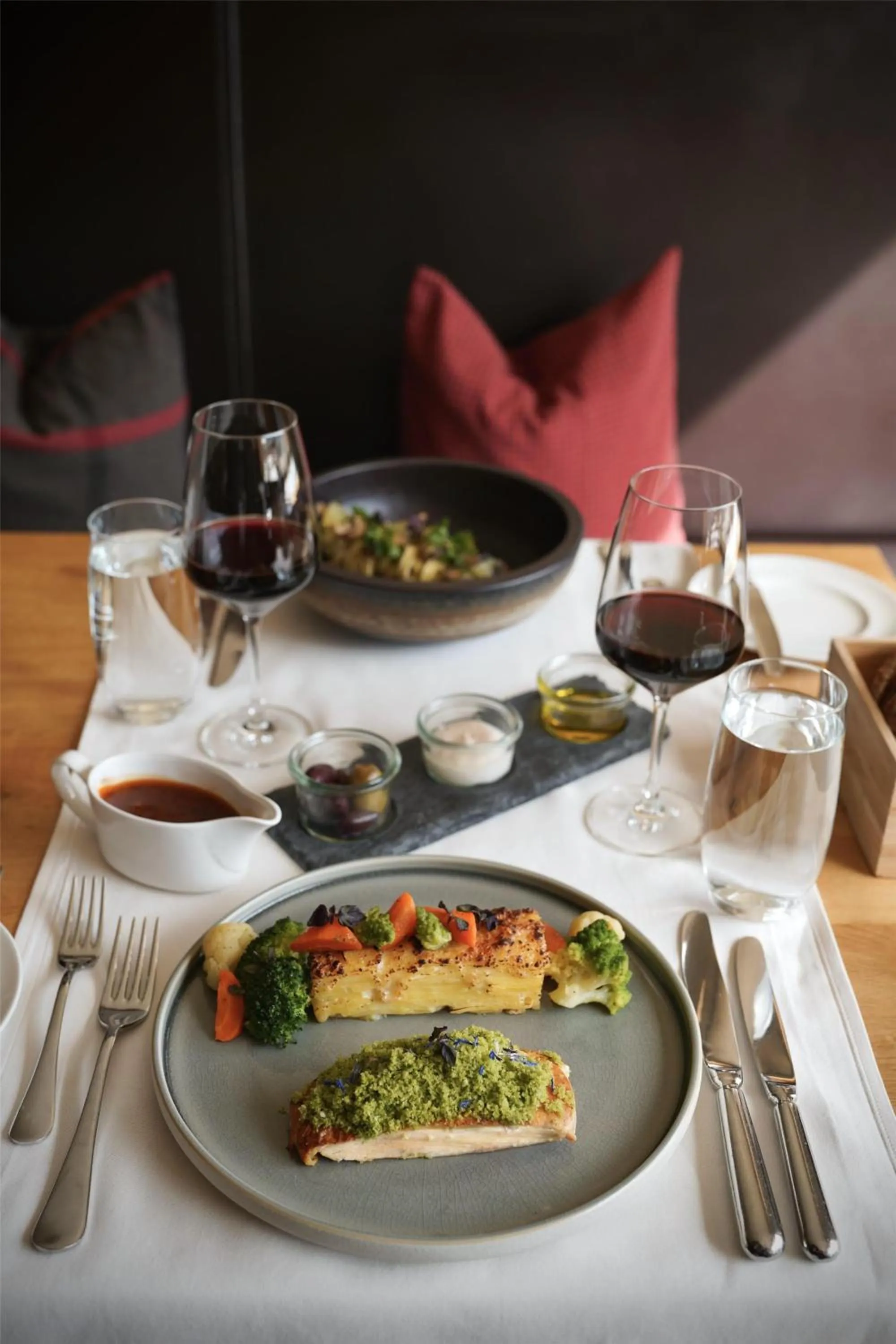 Restaurant/places to eat in Frutt Mountain Resort