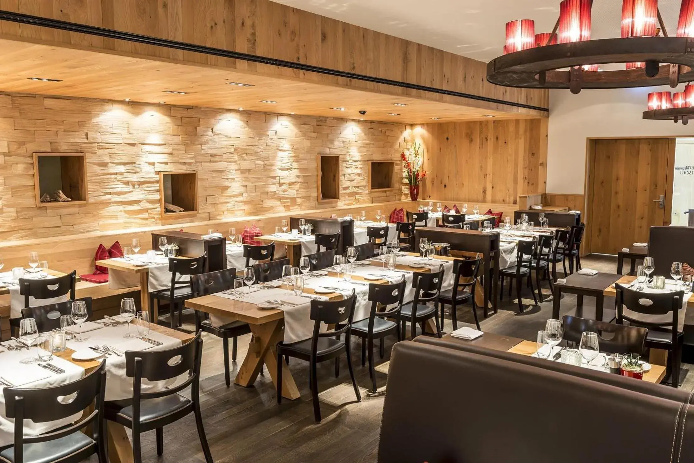 Restaurant/places to eat in Frutt Mountain Resort Restaurant/places to eat in Frutt Mountain Resort