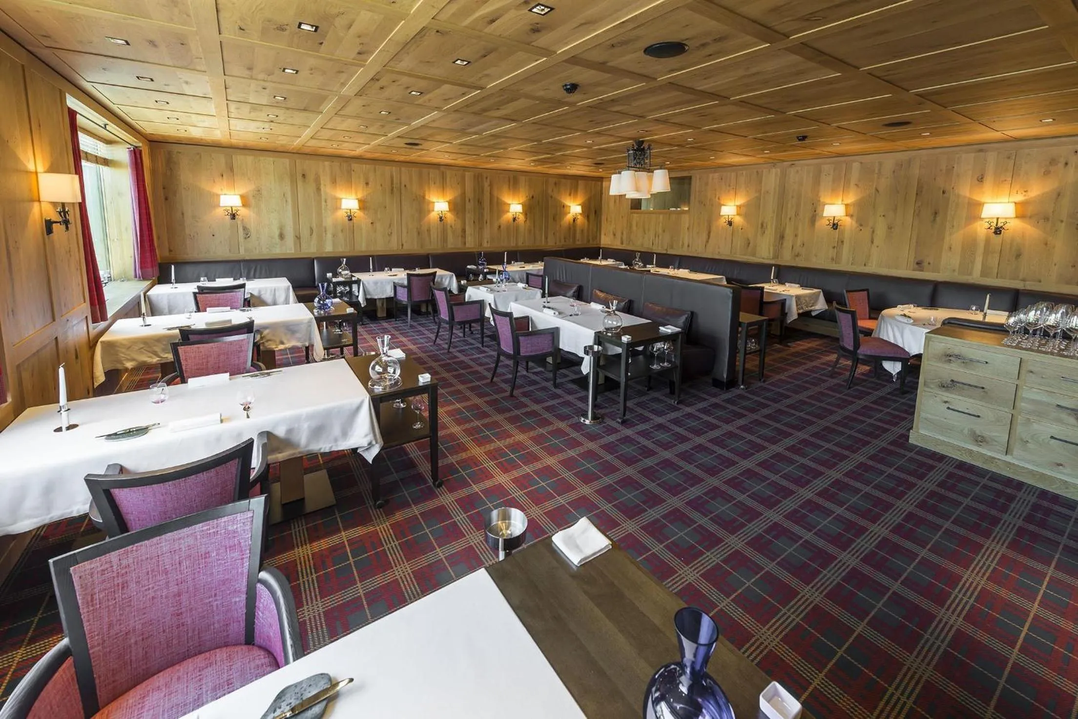 Restaurant/places to eat in Frutt Mountain Resort