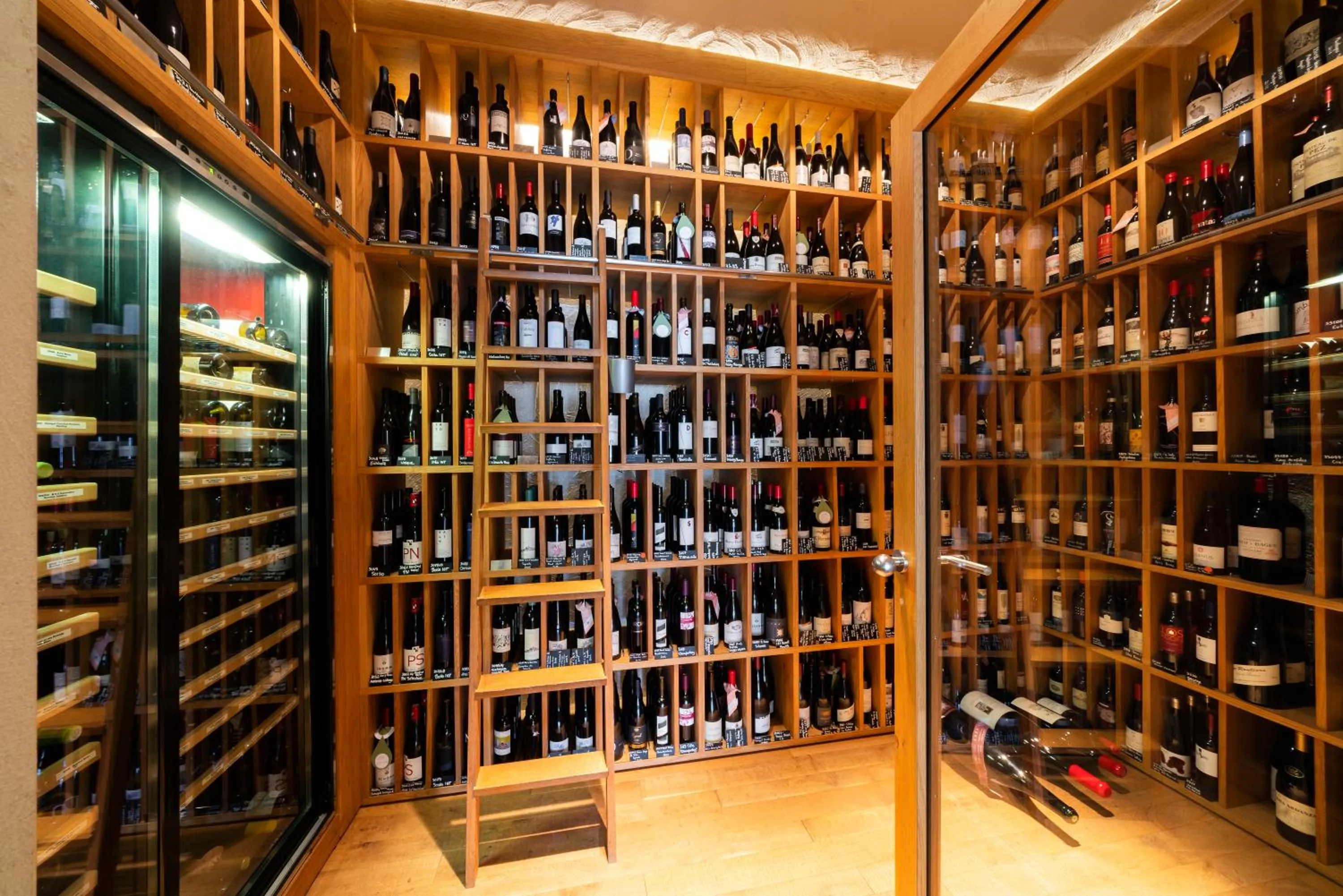 Restaurant/places to eat in Frutt Mountain Resort