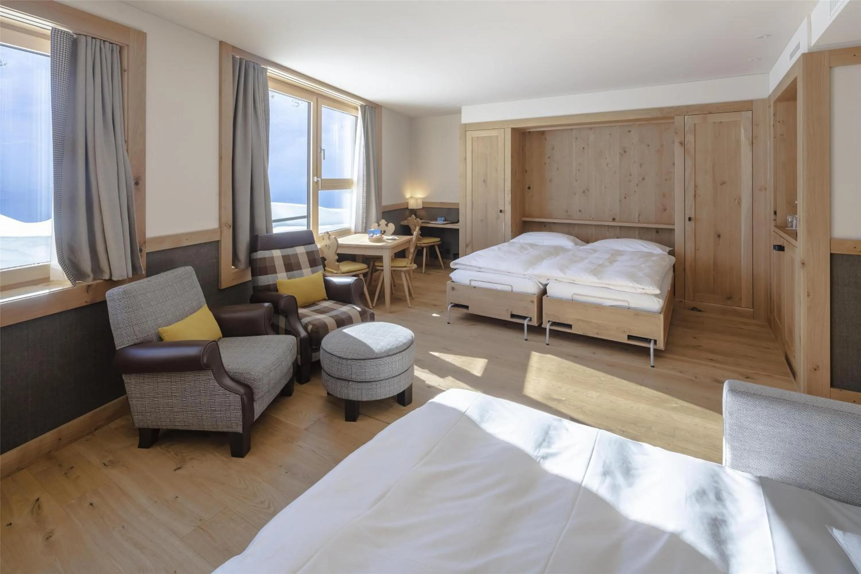 Photo of the whole room, Bed in Frutt Mountain Resort