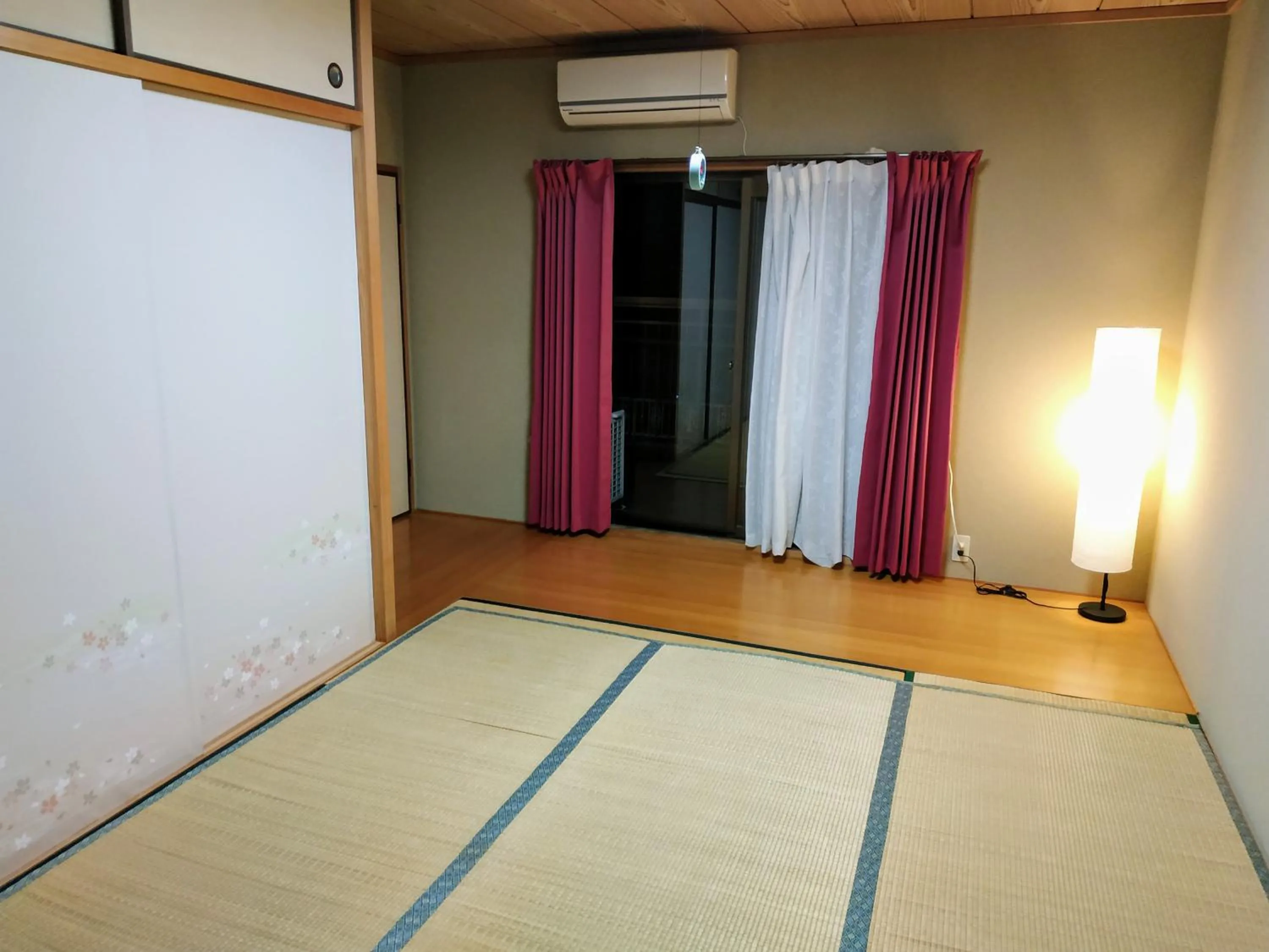 Bed in Yufuin Sunday