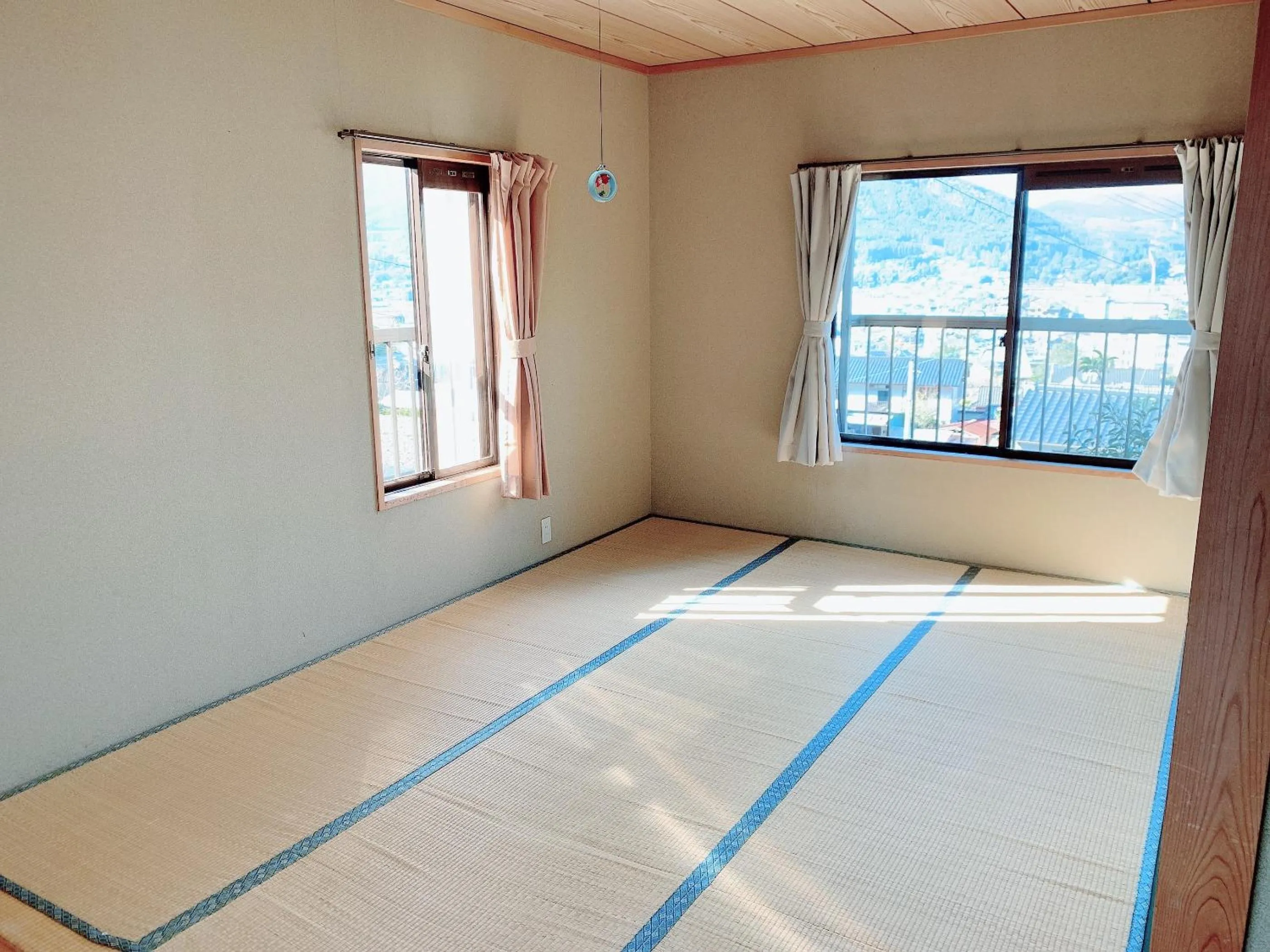 Bed in Yufuin Sunday