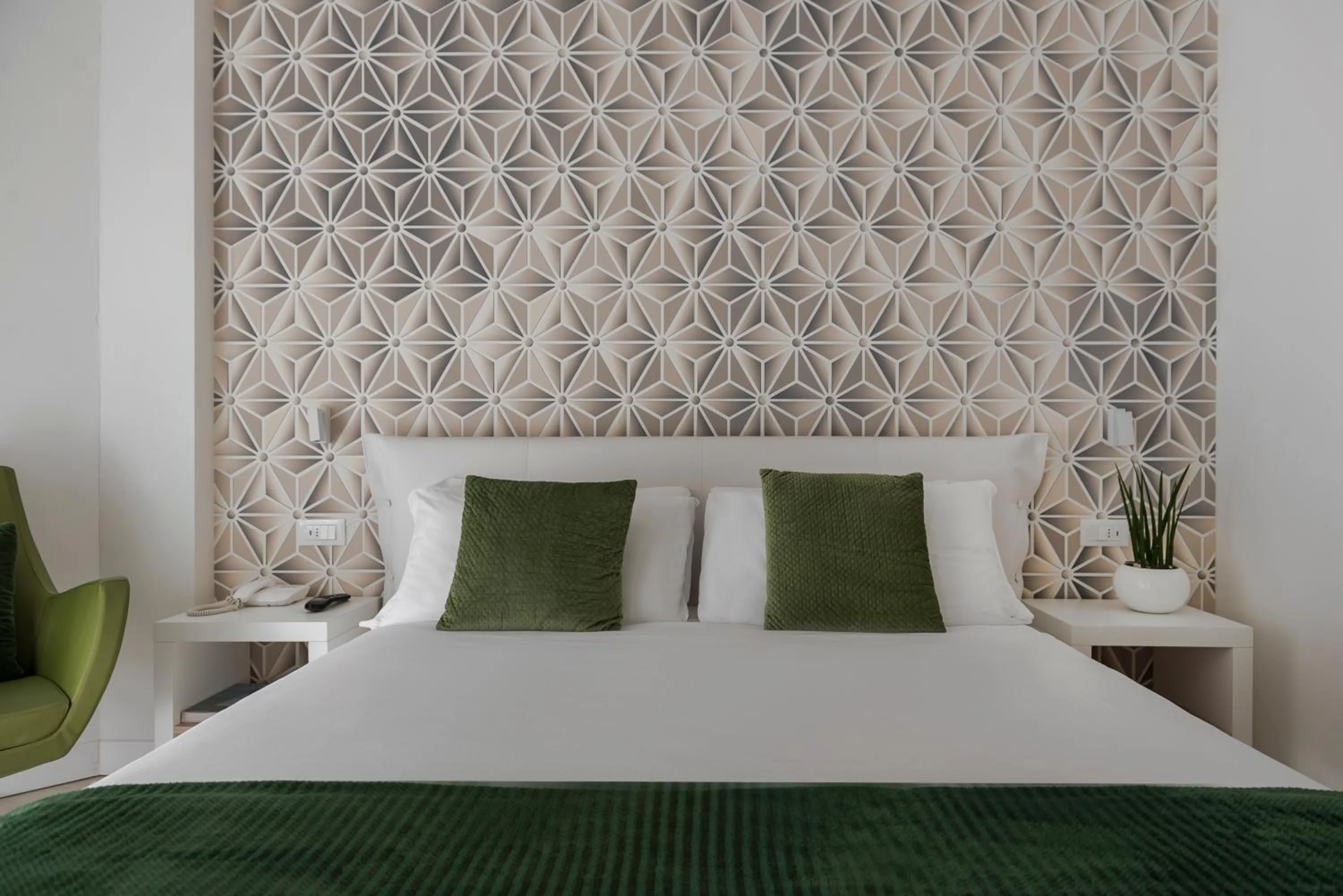 Bedroom, Bed in Hotel Delle Rose