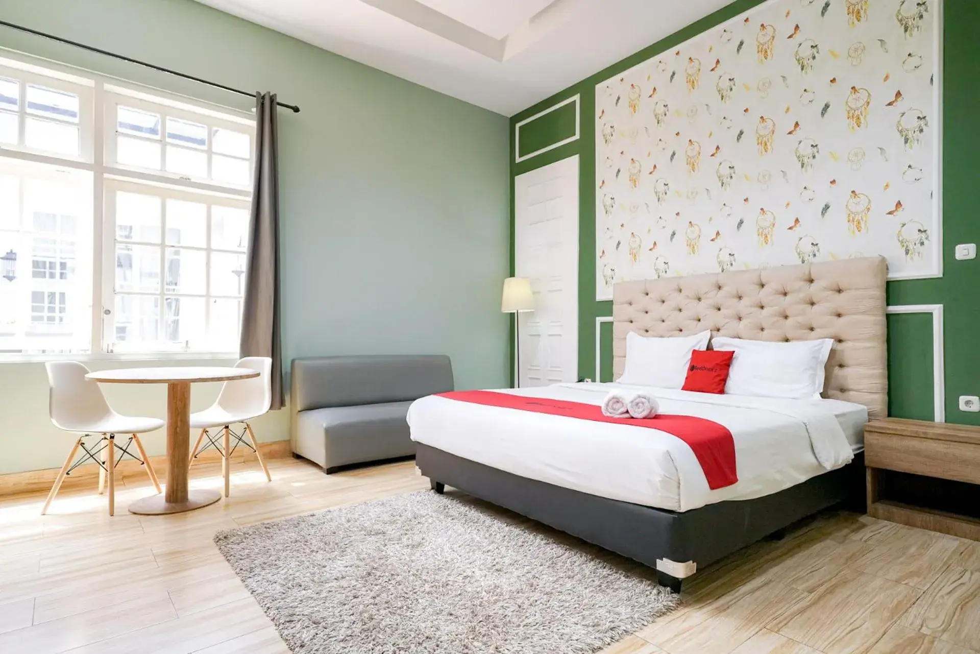 Bedroom in RedDoorz Premium near RS Pondok Indah Bedroom in RedDoorz Premium near RS Pondok Indah