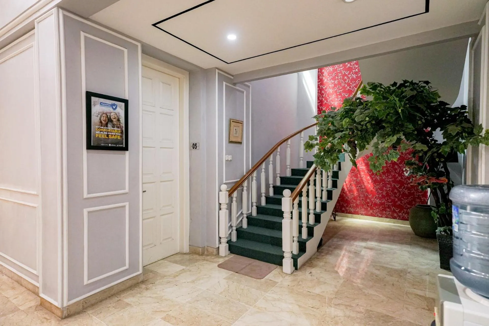 Property building in RedDoorz Premium near RS Pondok Indah