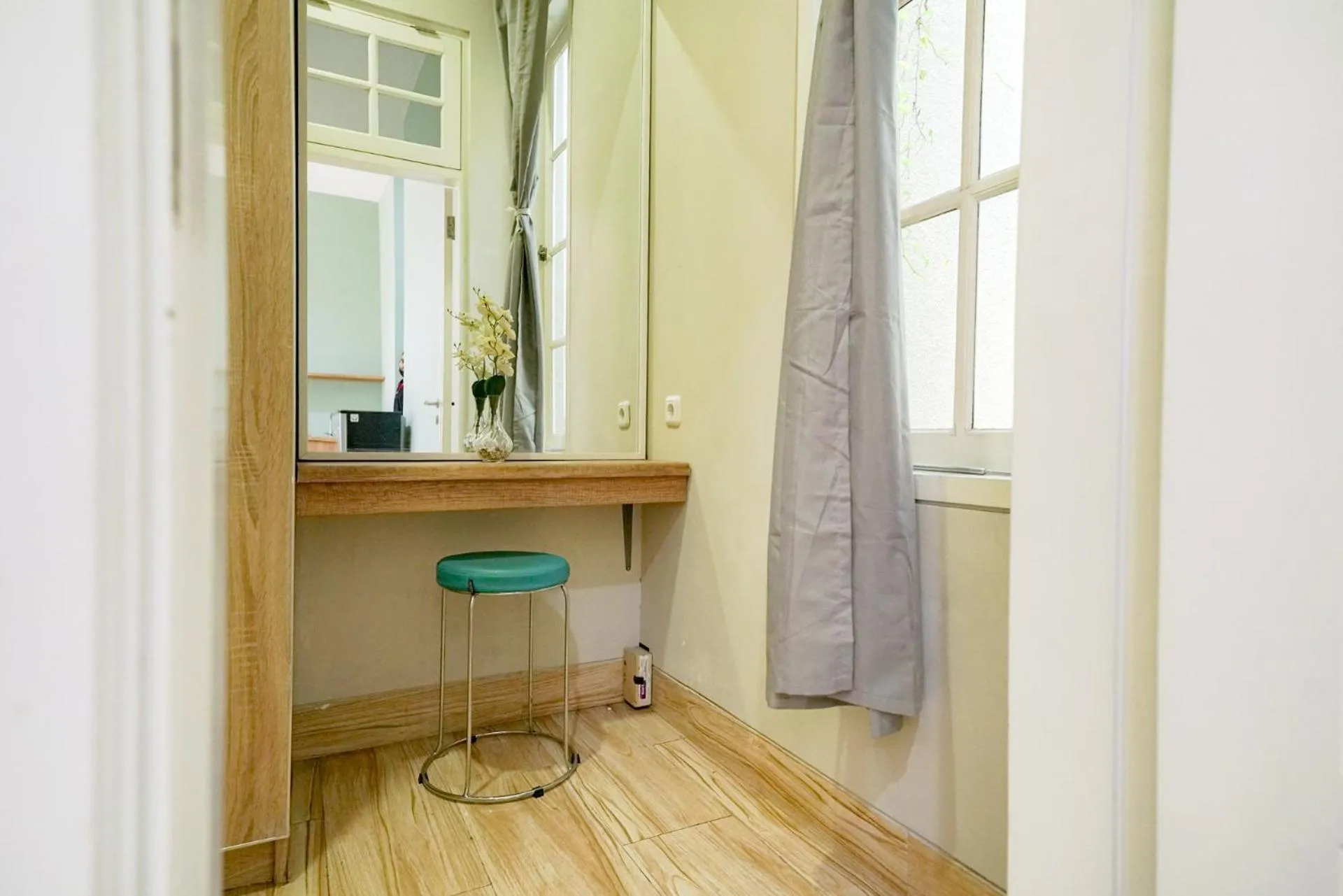 Bathroom in RedDoorz Premium near RS Pondok Indah