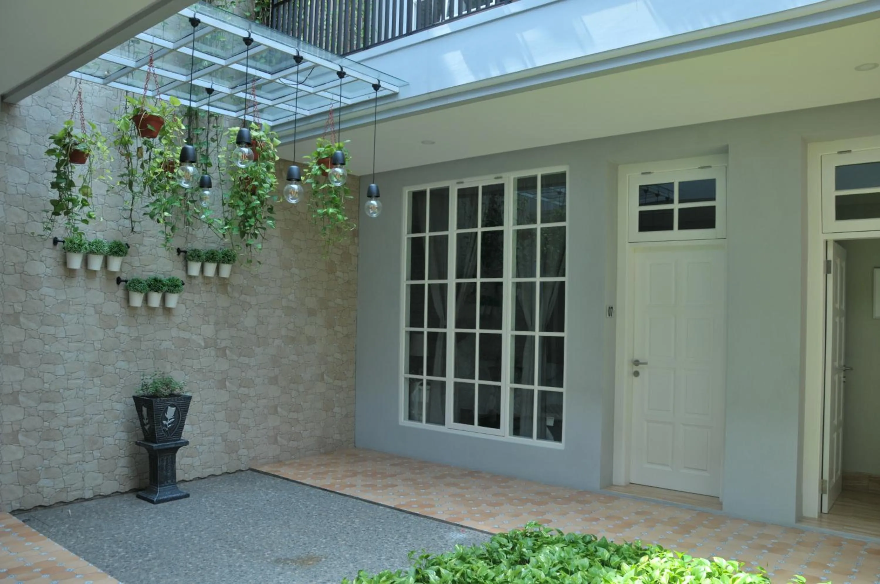 Property building in RedDoorz Premium near RS Pondok Indah