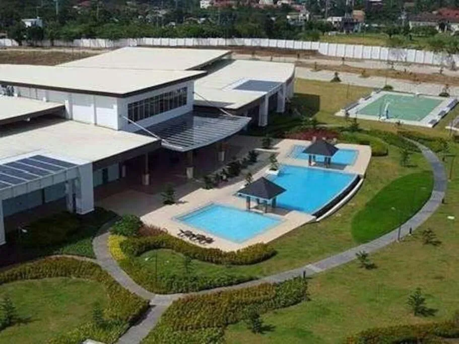 Wind Residences by SMCo