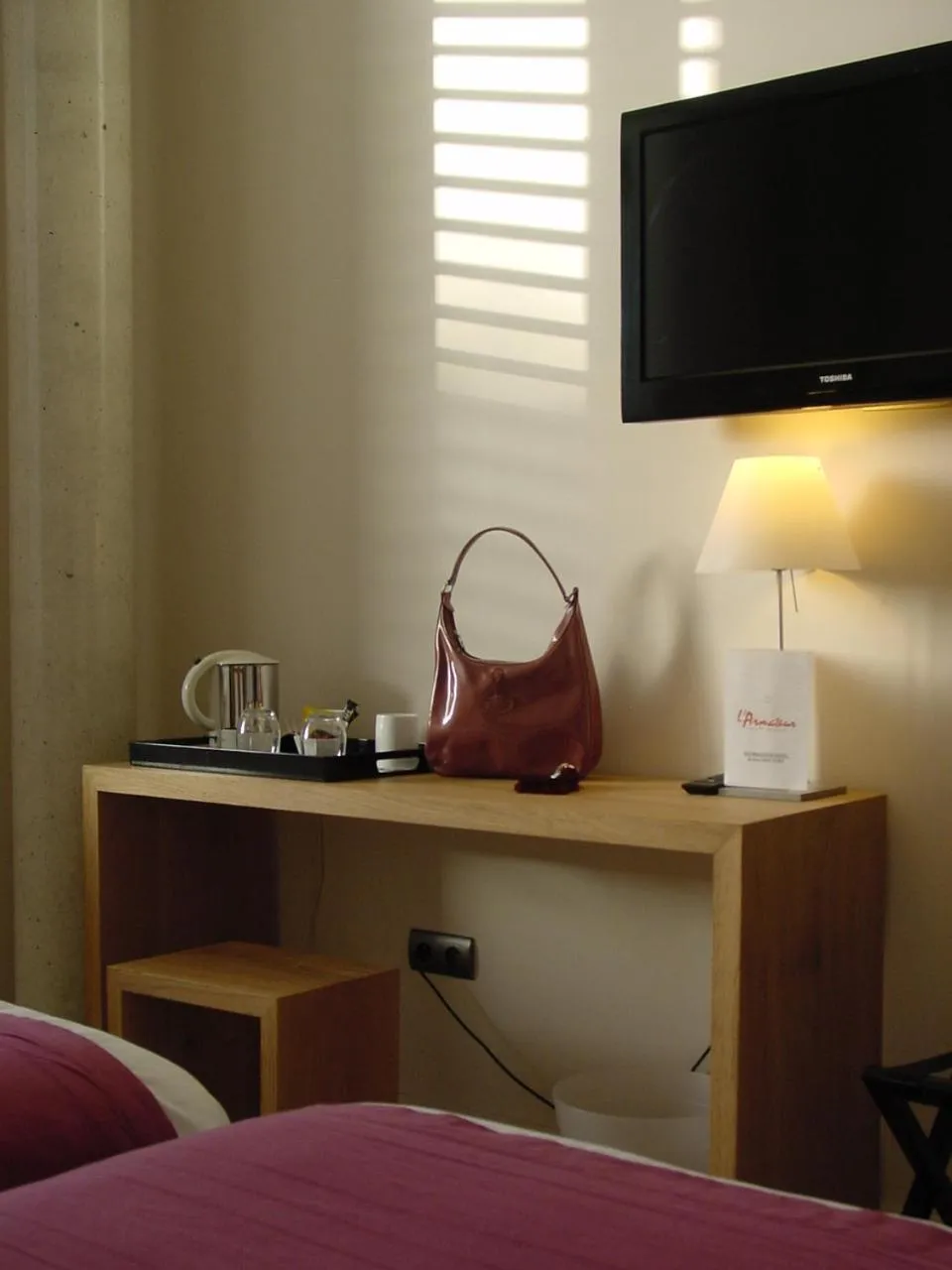 Decorative detail, Bed in L'Armateur