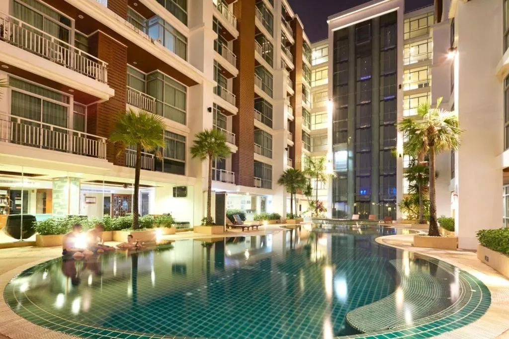 Swimming Pool in Art Patong Residence