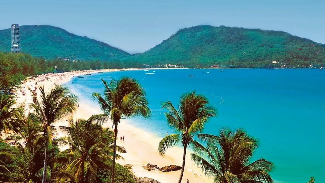 Beach, Pool View in Art Patong Residence