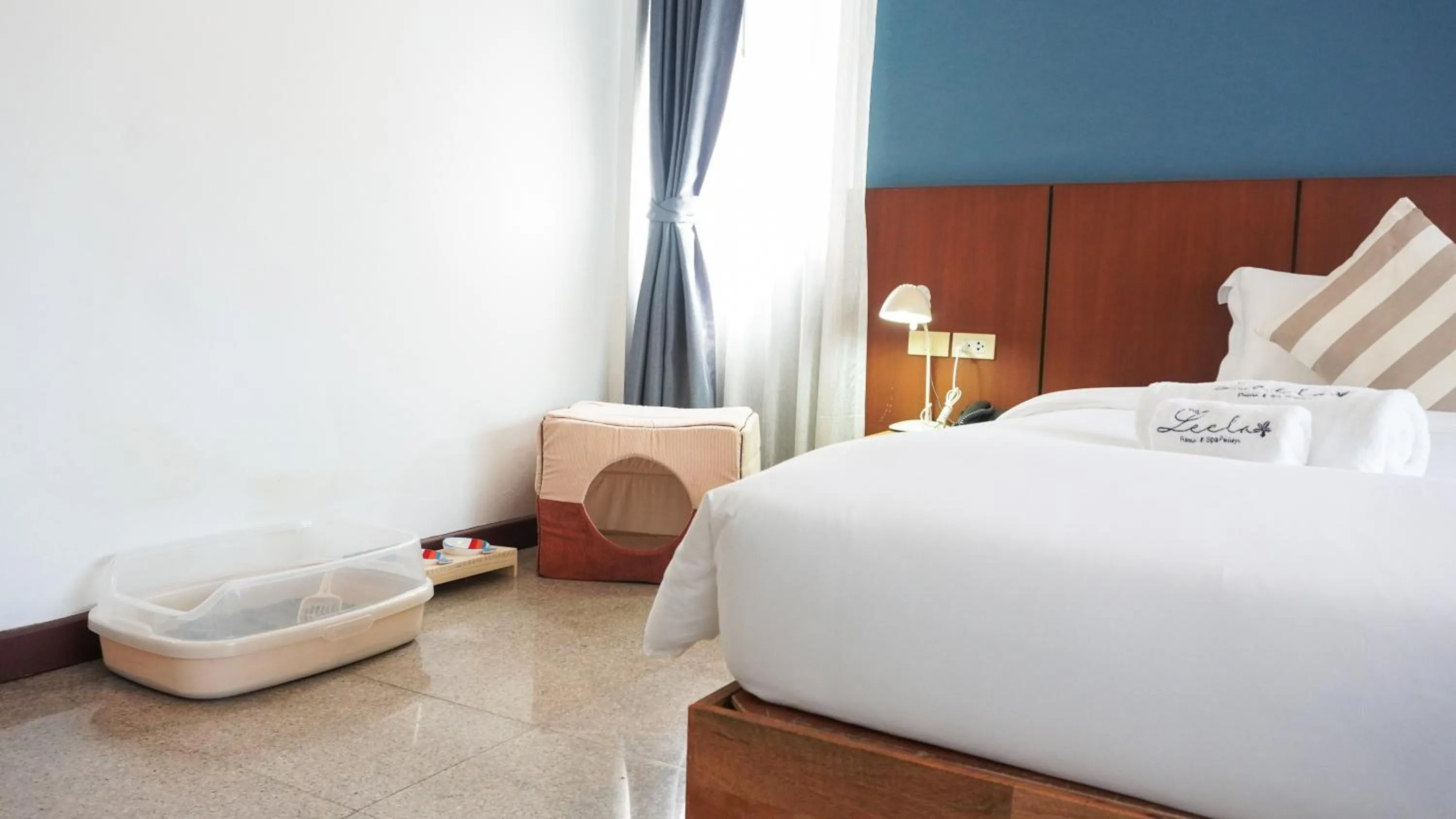 Bed in The Leela Resort & Spa Pattaya